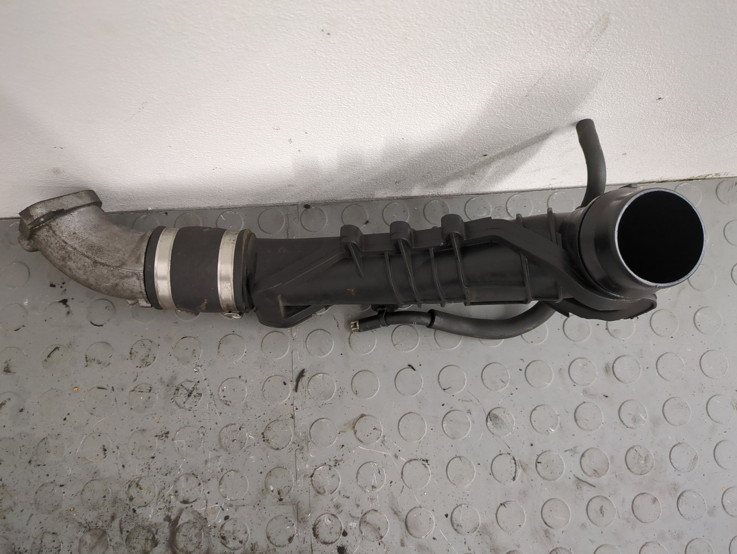 Патрубок интеркулера