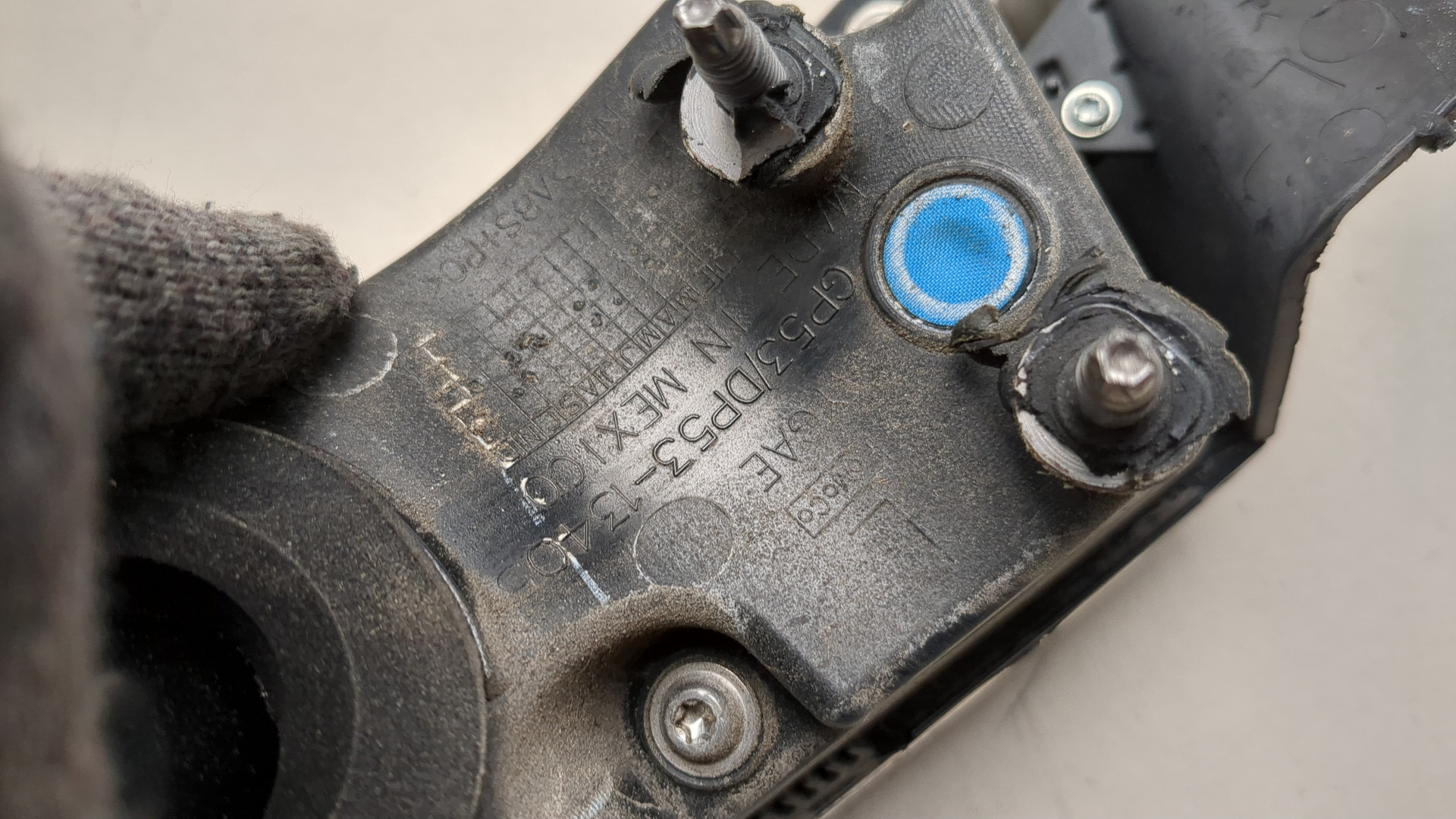 Фонарь задний левый