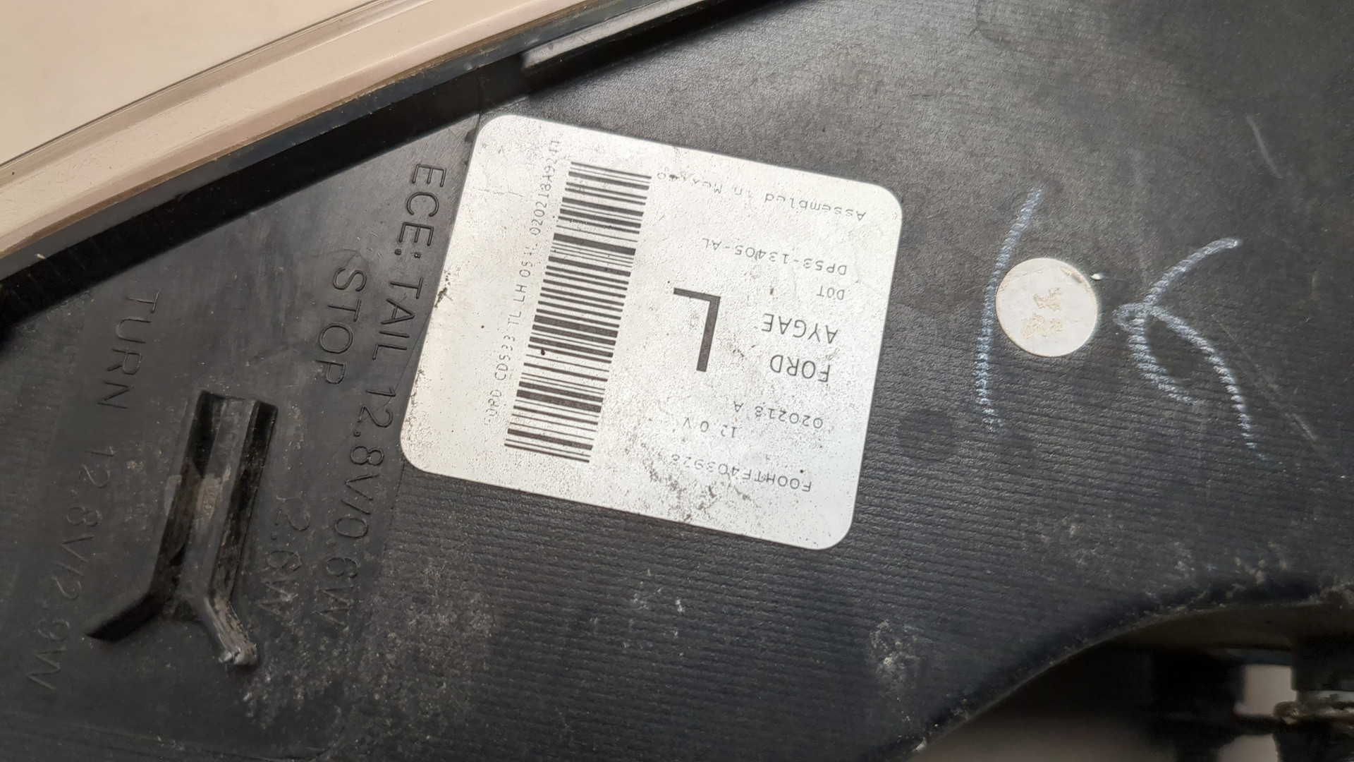 Фонарь задний левый