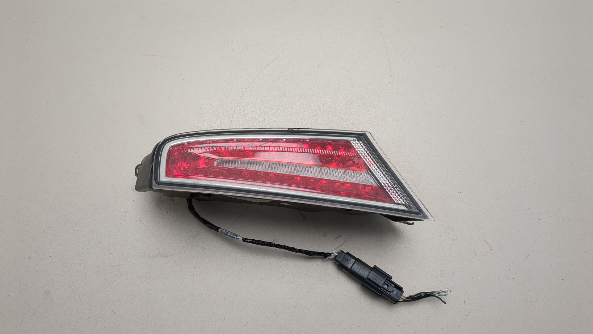 Фонарь задний левый