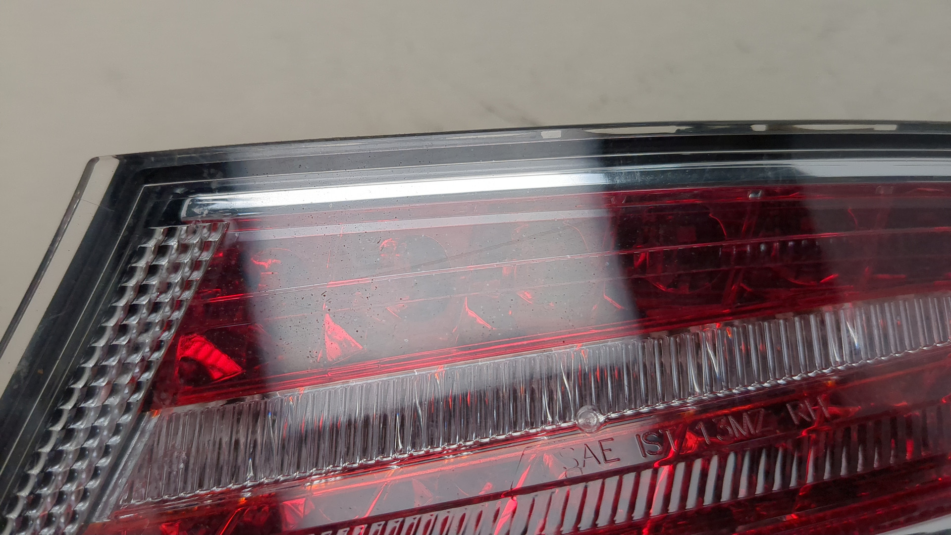 Фонарь задний правый