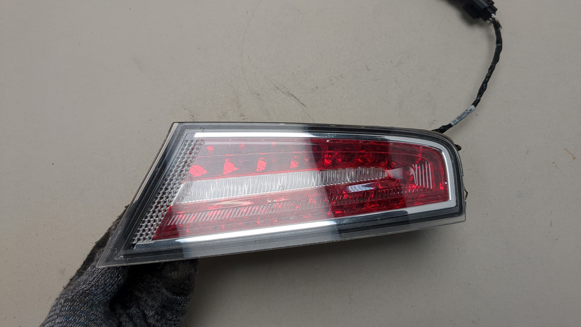 Фонарь задний правый