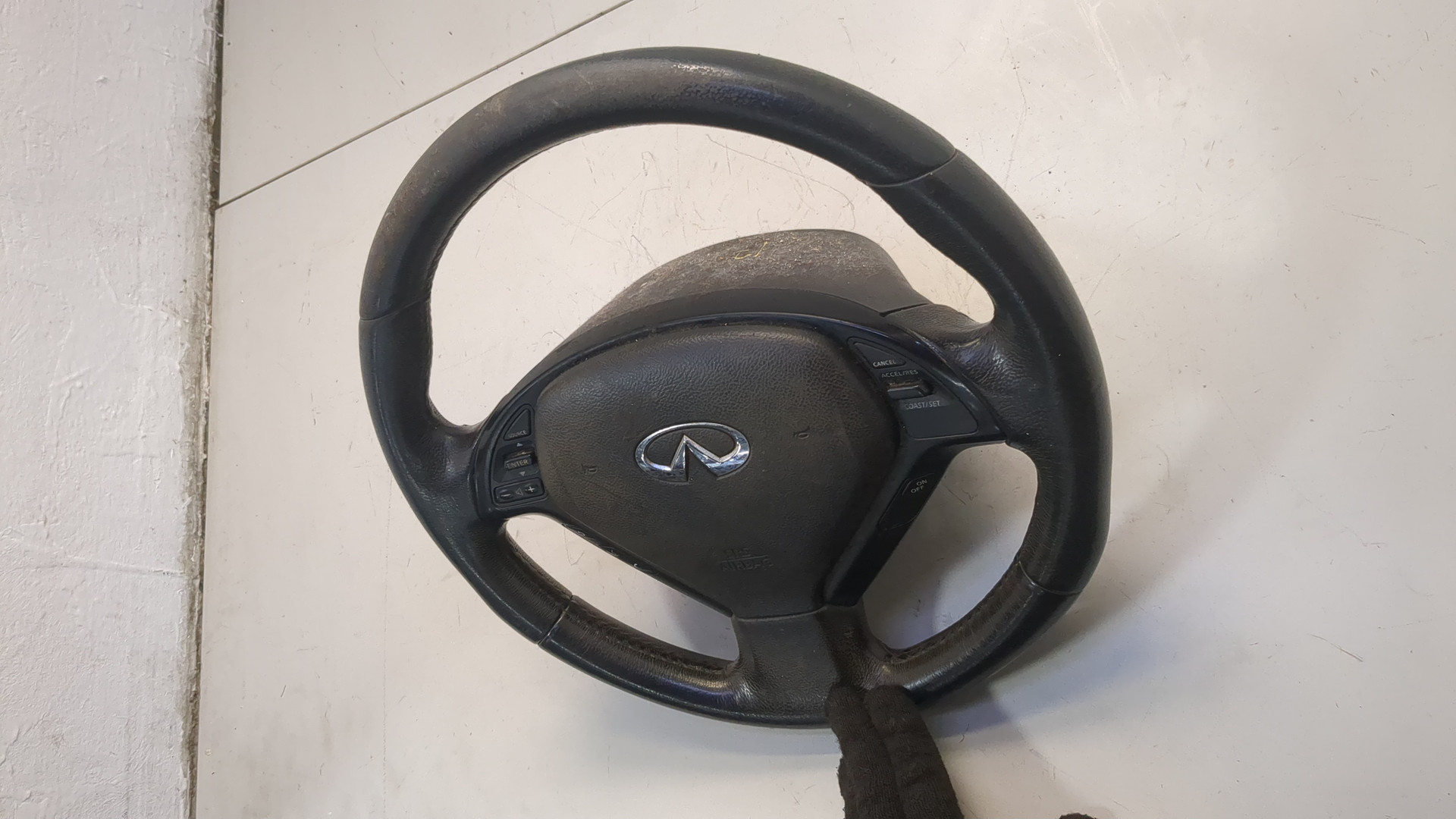 Рулевое колесо (руль)