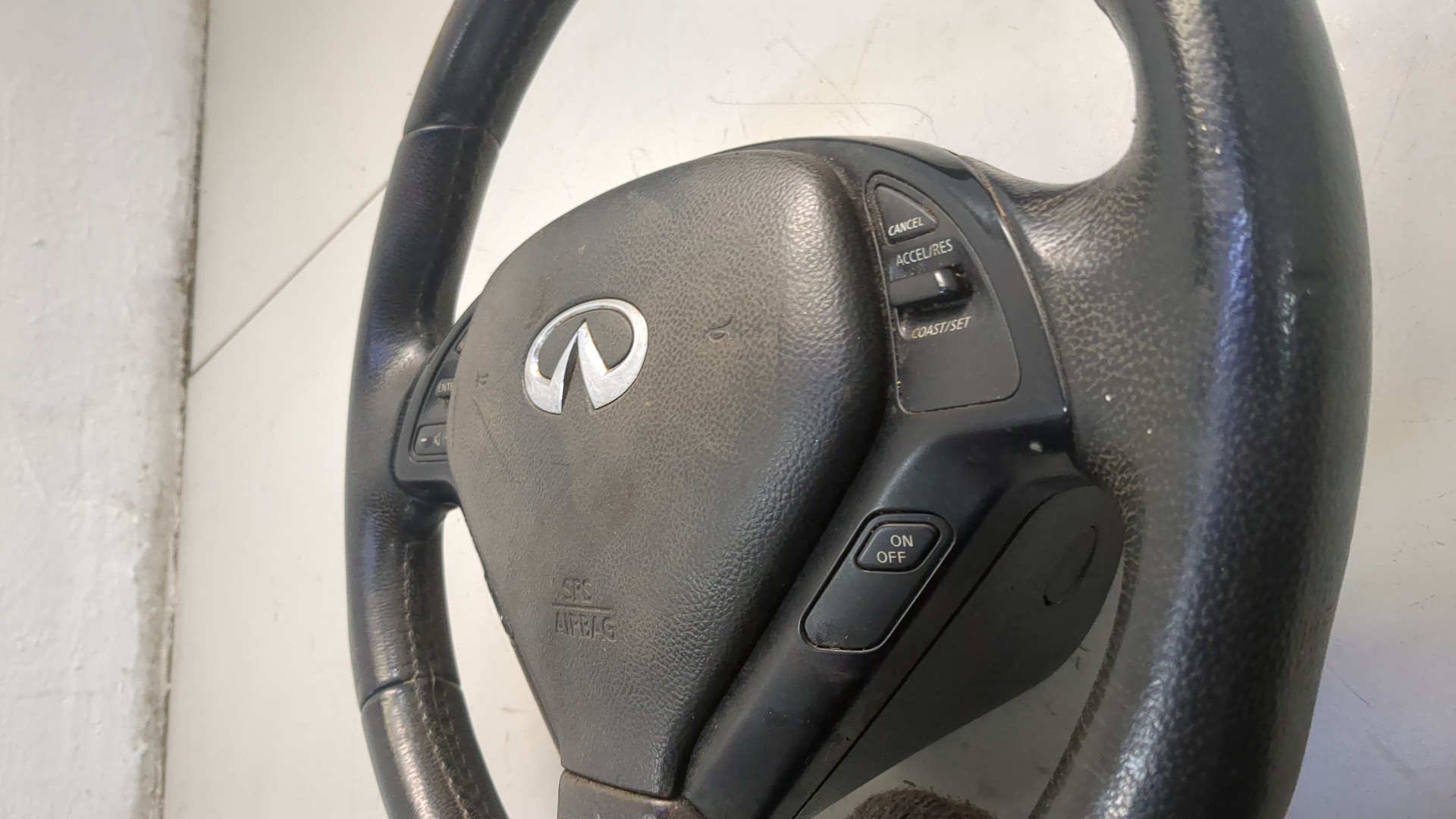 Рулевое колесо (руль)