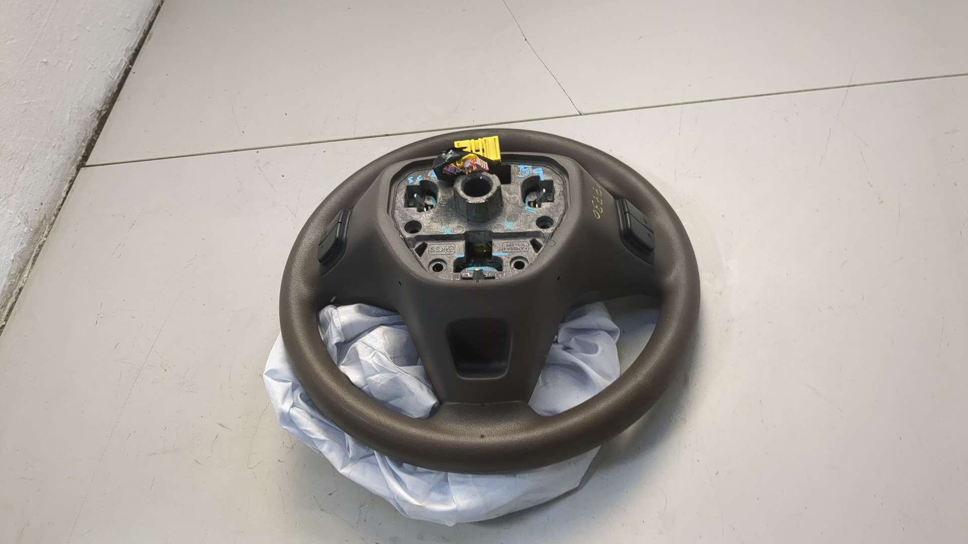 Рулевое колесо (руль)