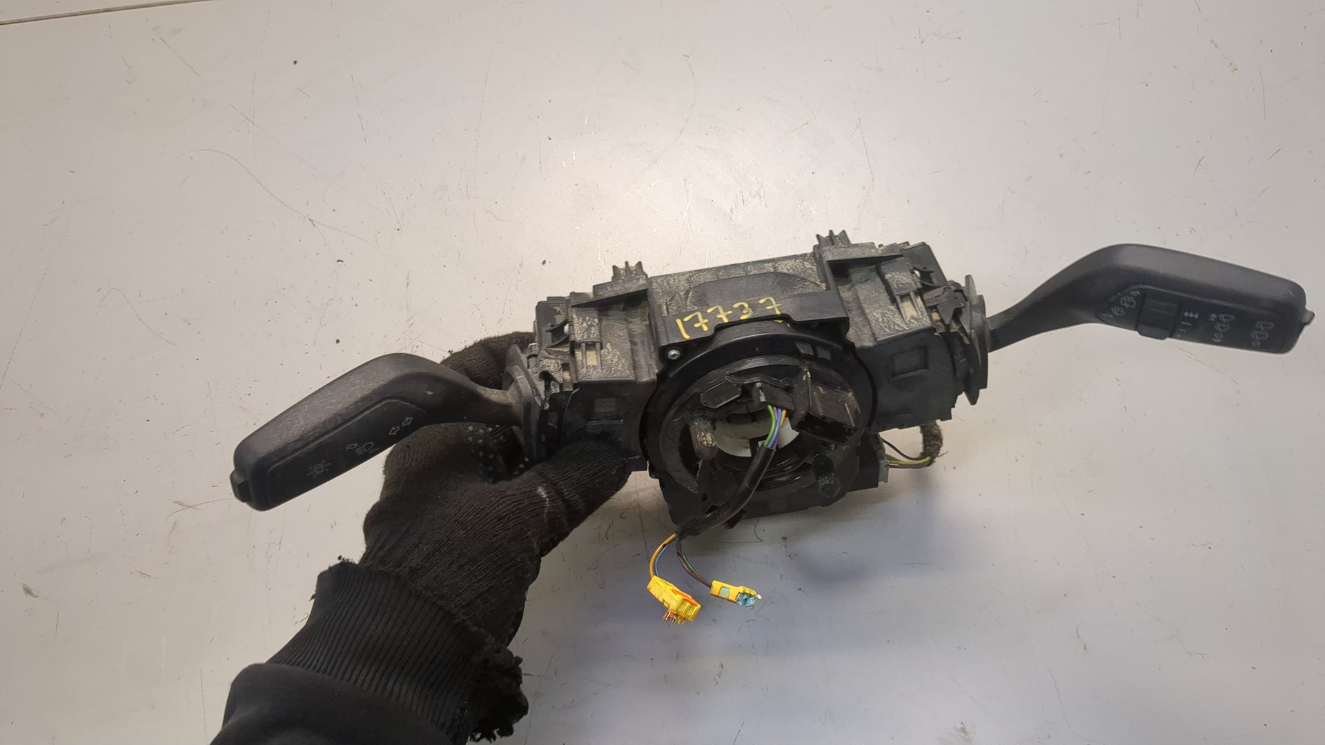 Переключатель подрулевой