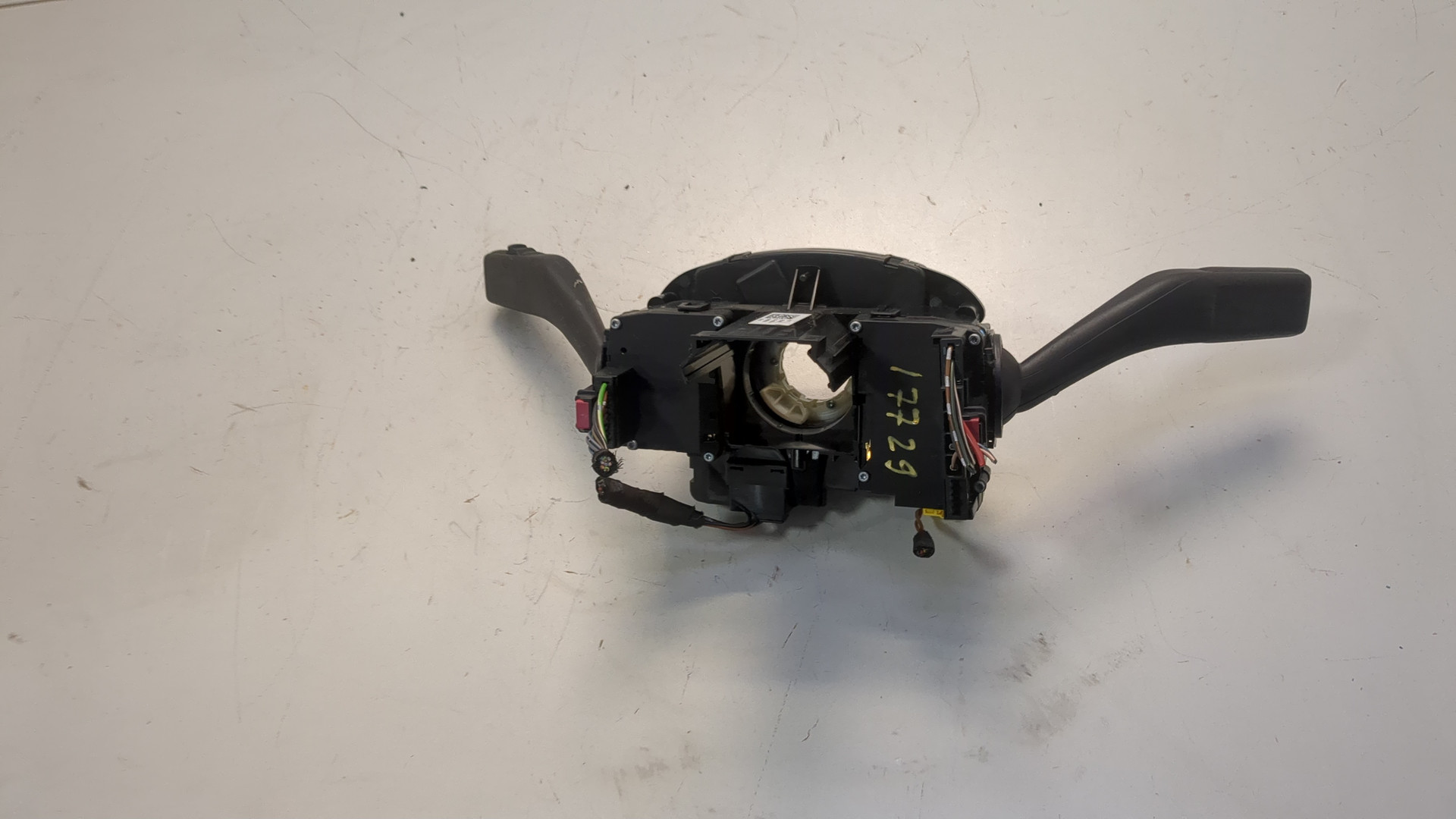 Переключатель подрулевой