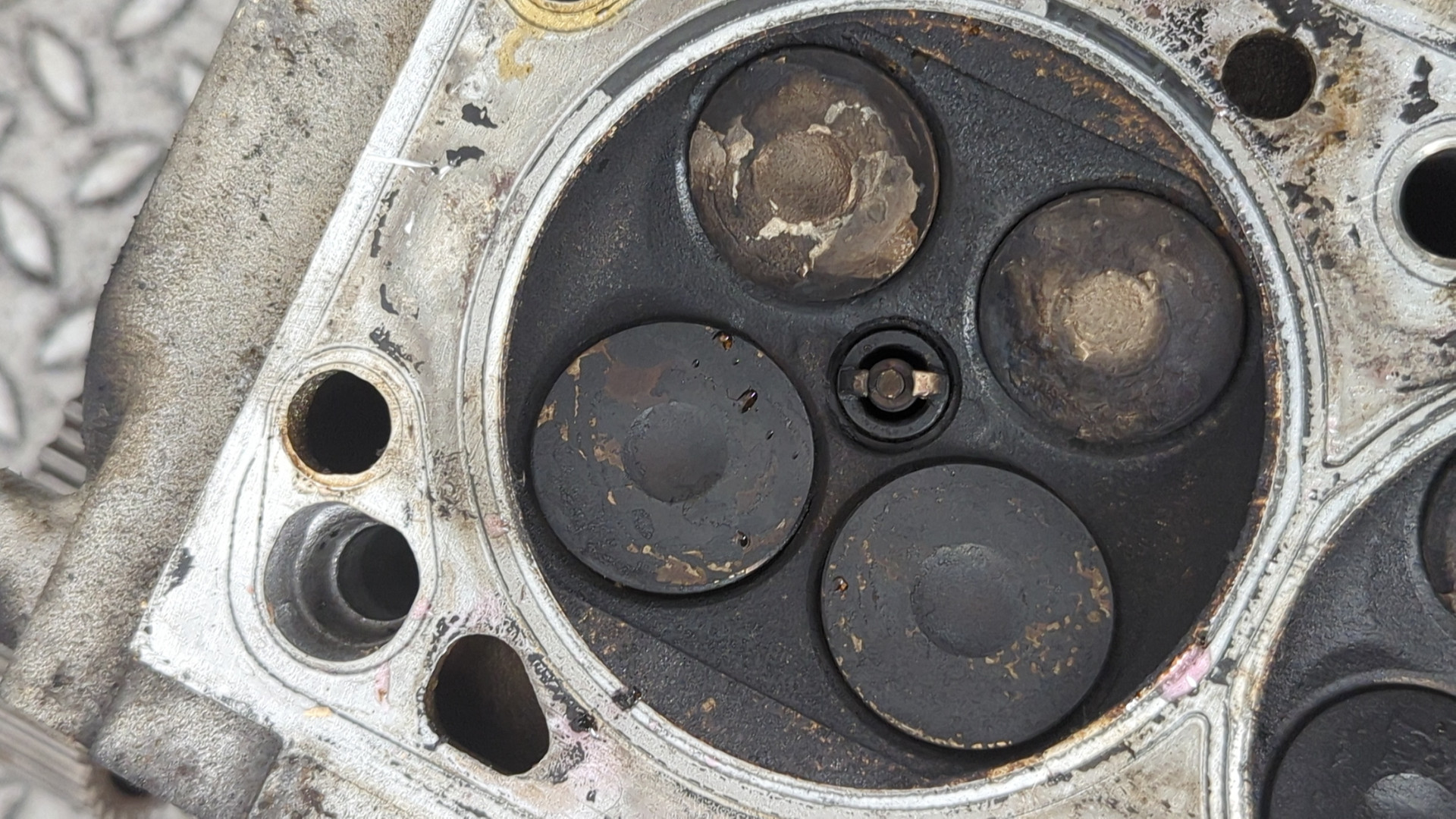 Головка блока цилиндров