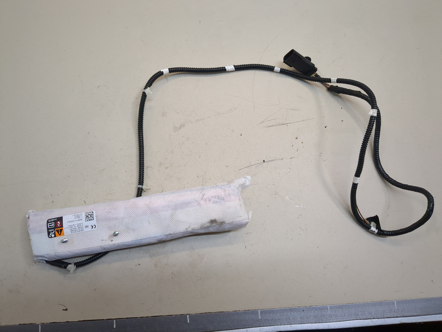 Подушка безопасности боковая (в сиденье)