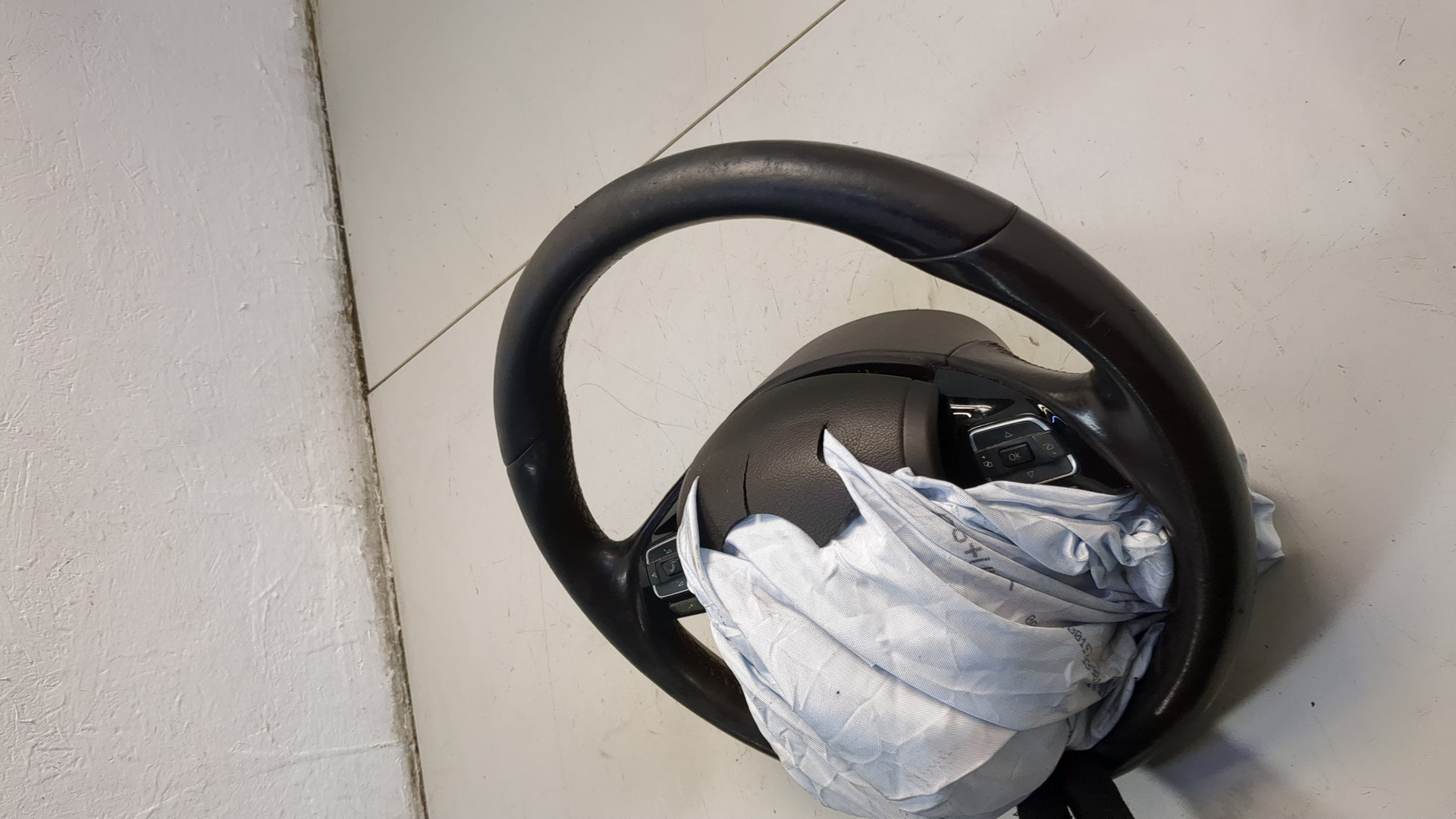 Рулевое колесо (руль)