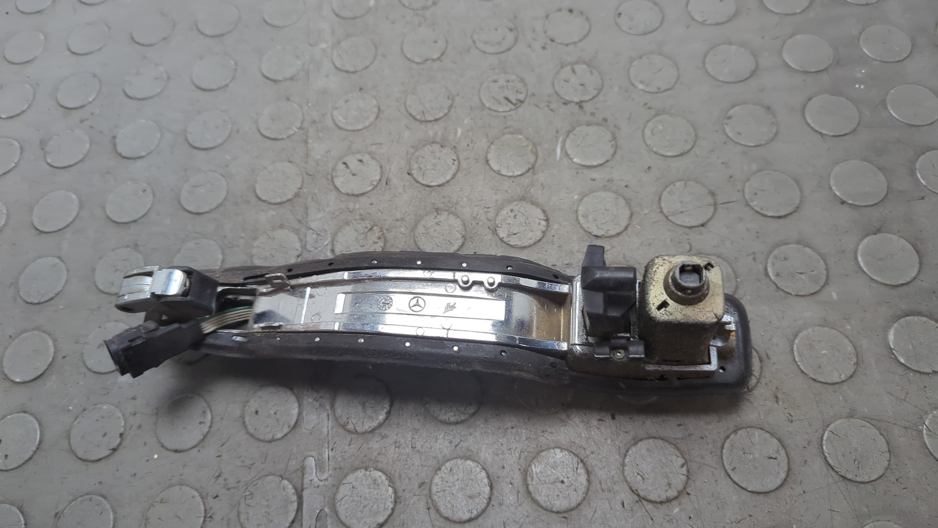 Ручка двери наружная