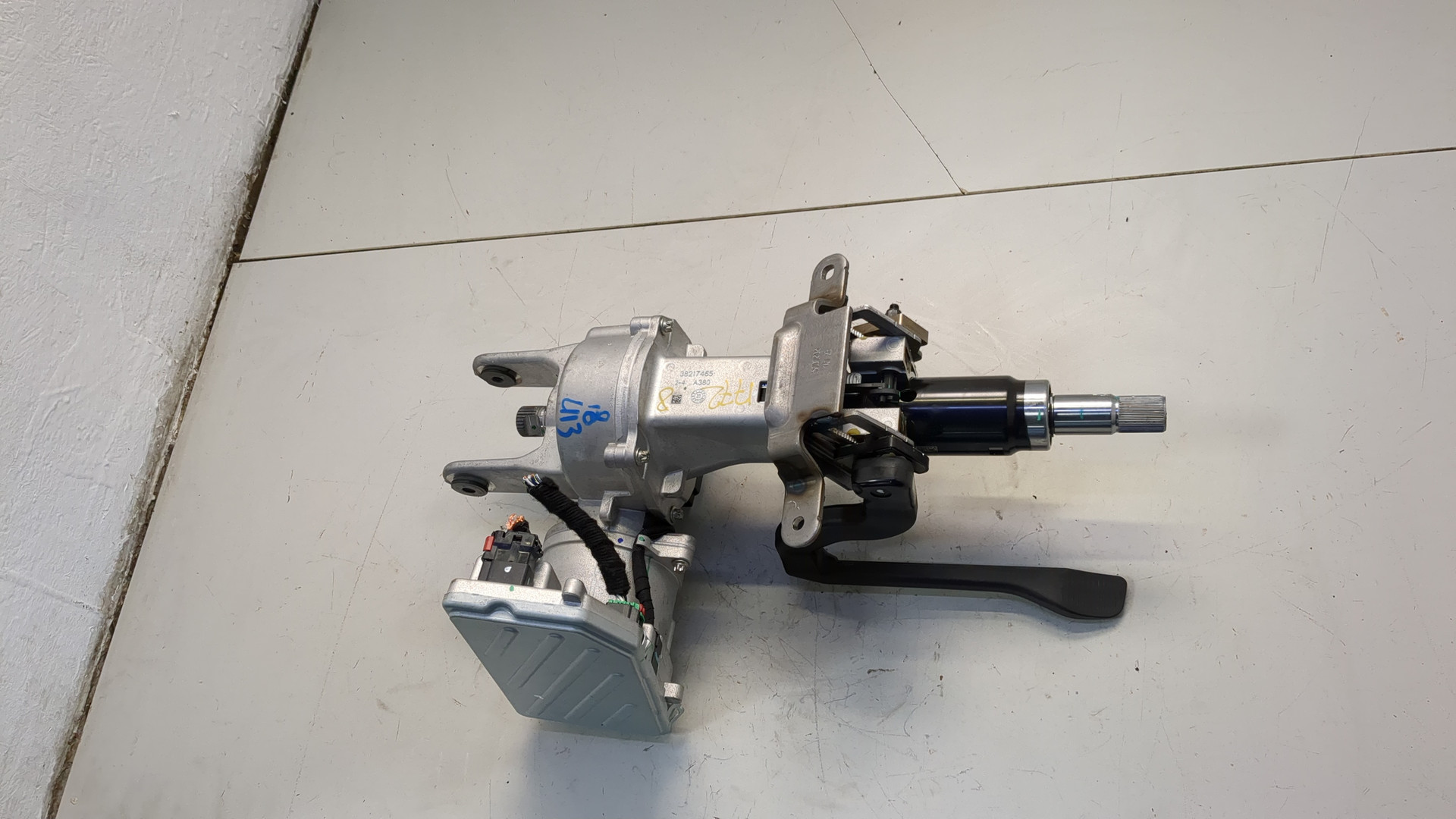 Серводвигатель рулевой рейки