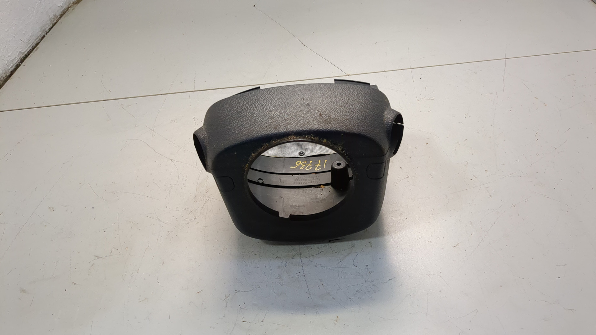 Кожух рулевой колонки