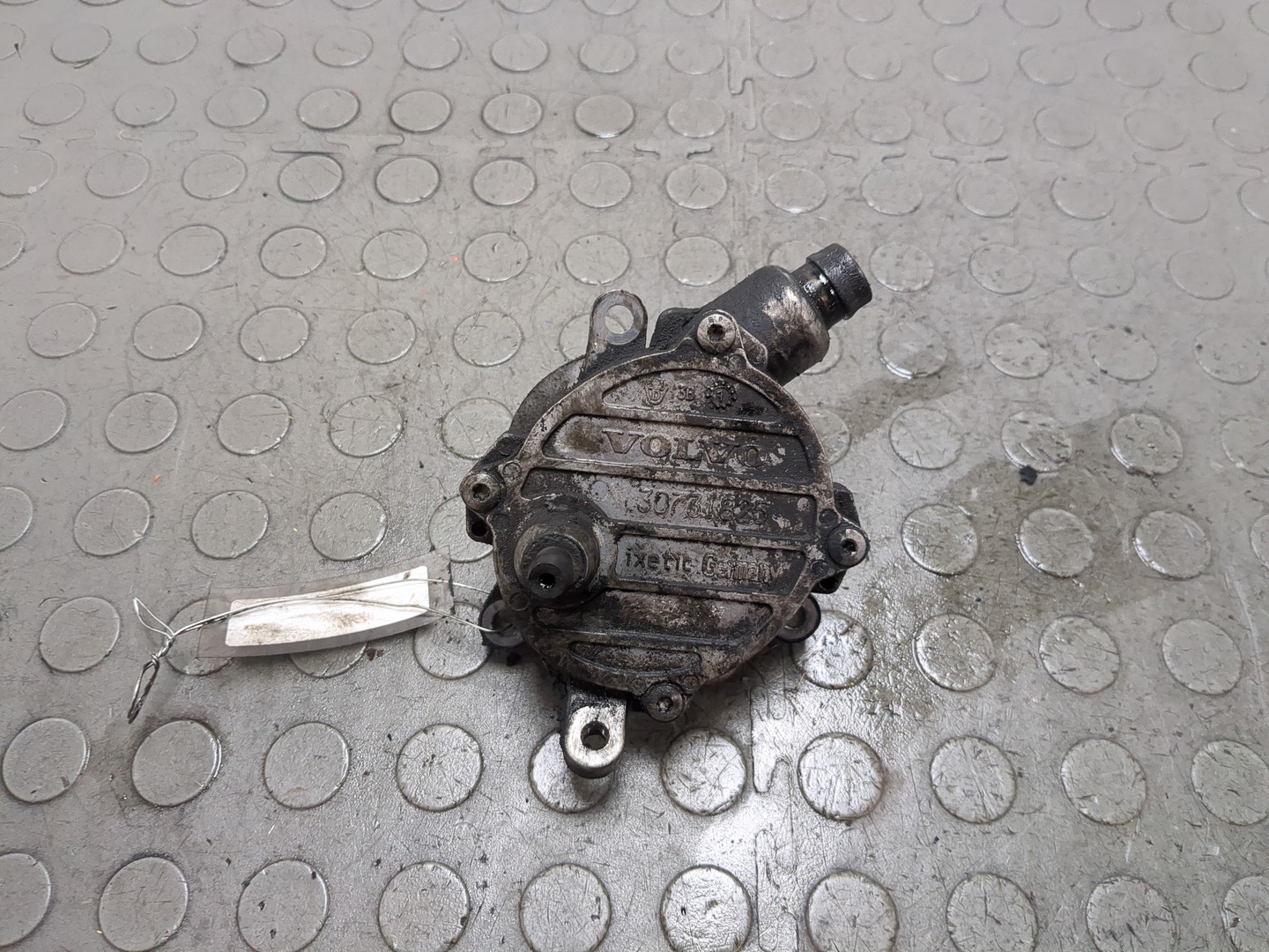 Насос вакуумный