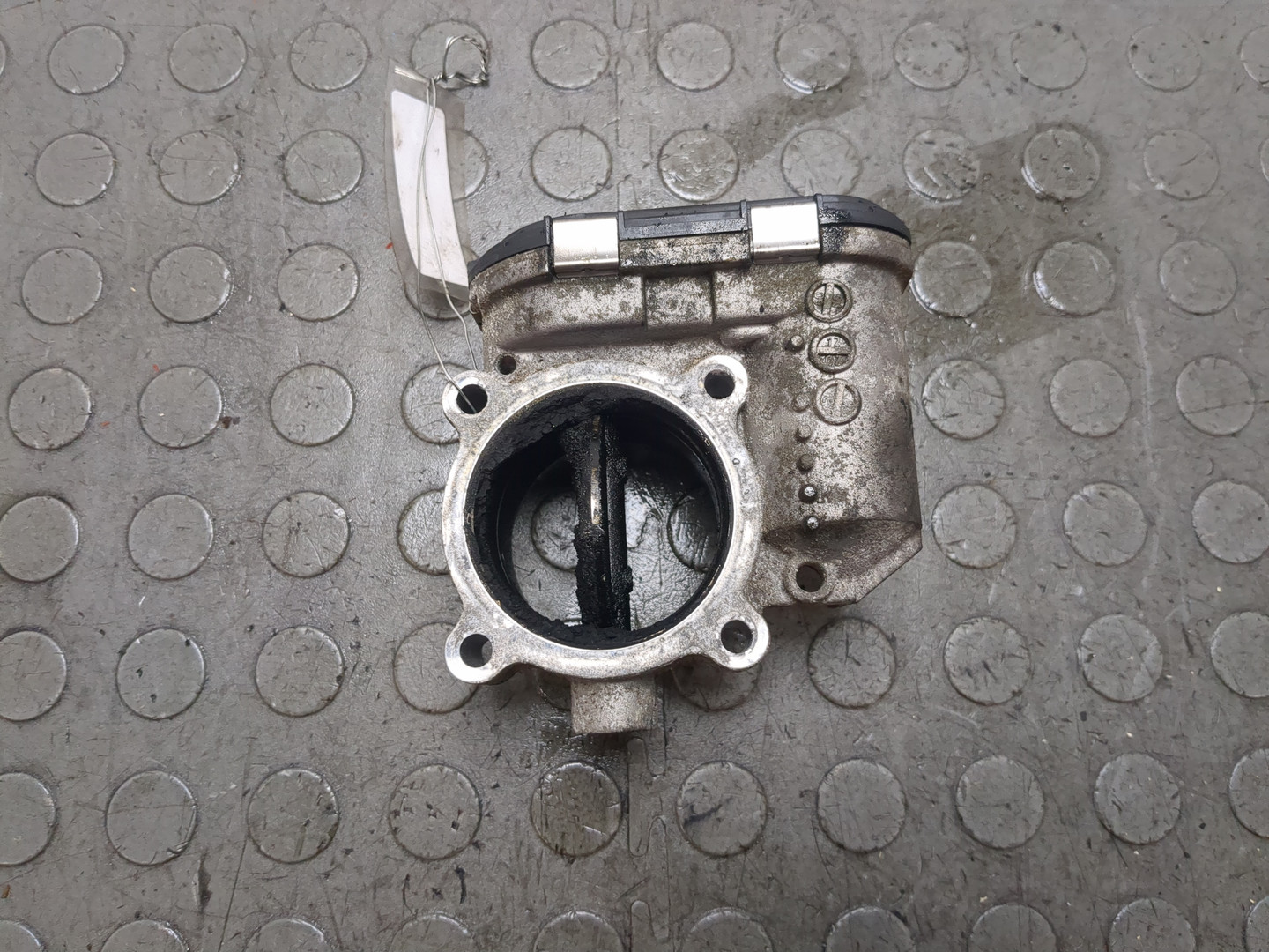 Заслонка дроссельная электрическая