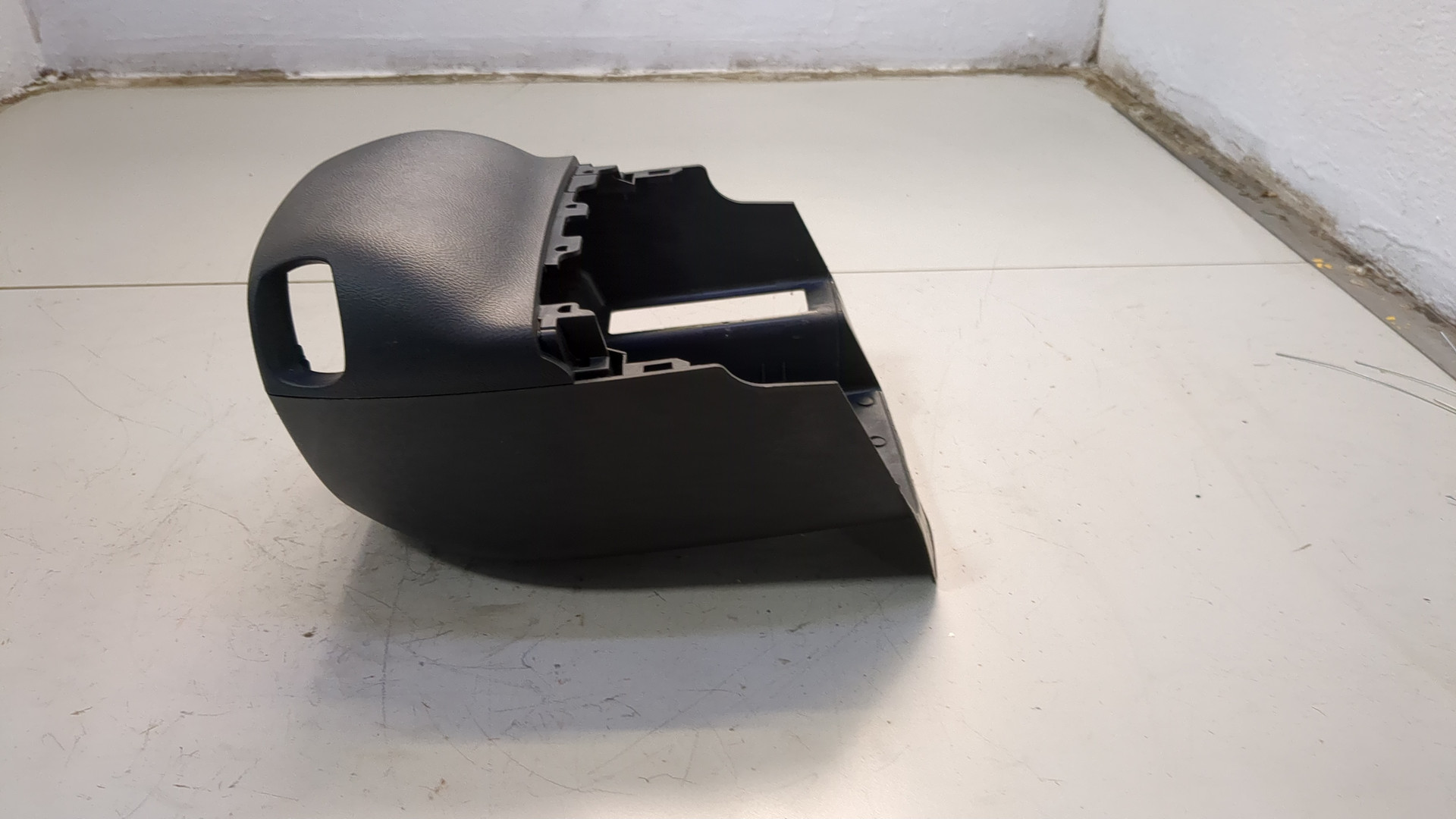 Кожух рулевой колонки