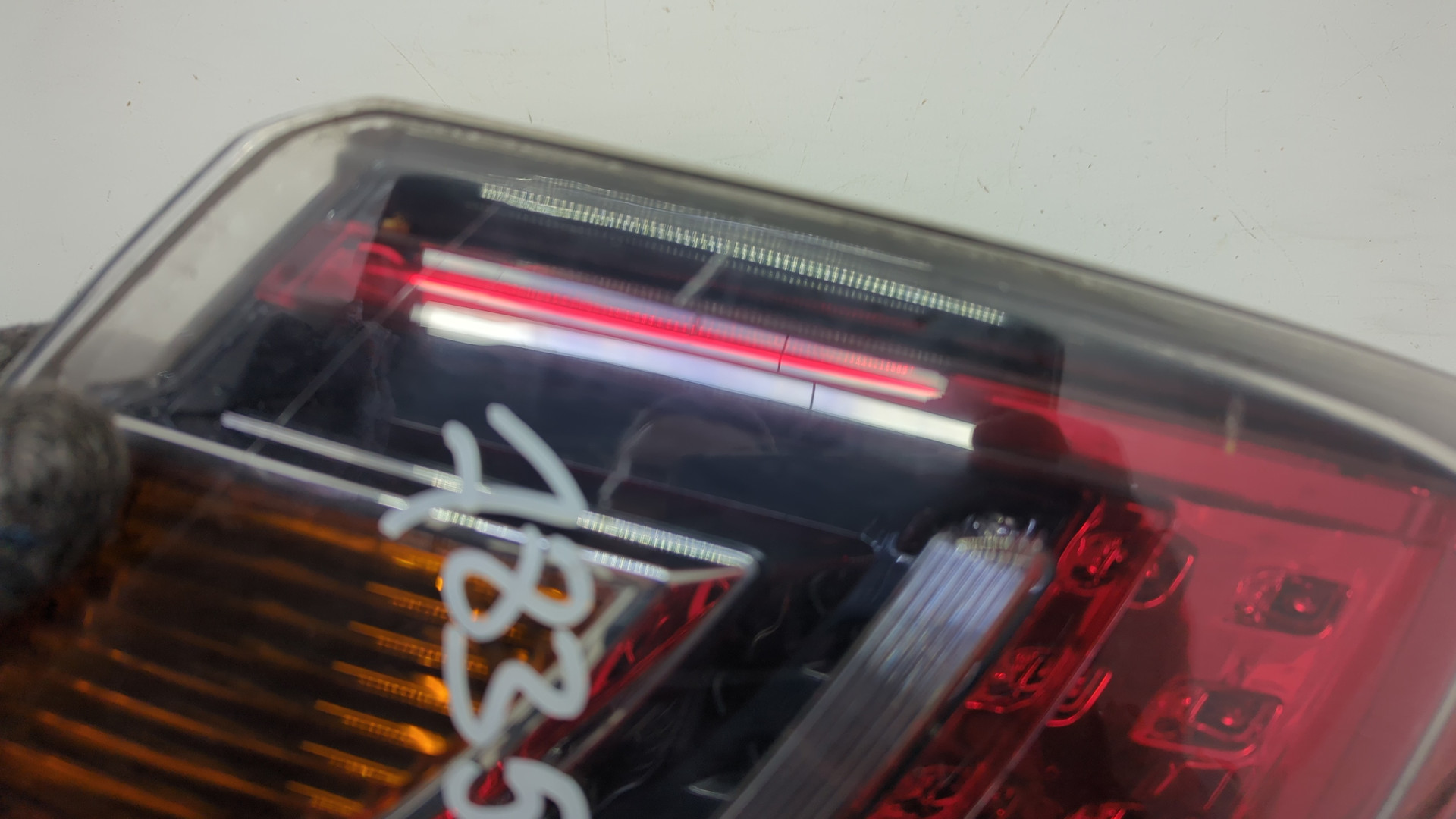 Фонарь задний правый