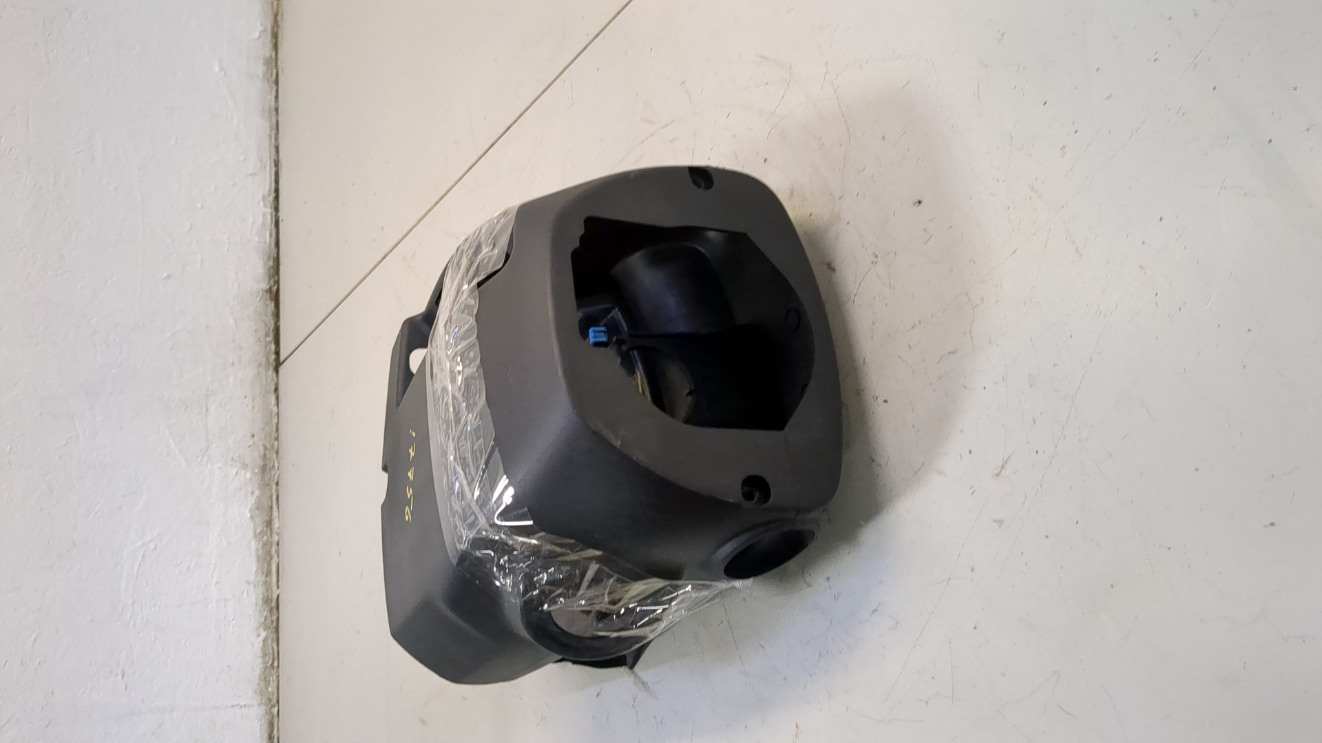 Кожух рулевой колонки