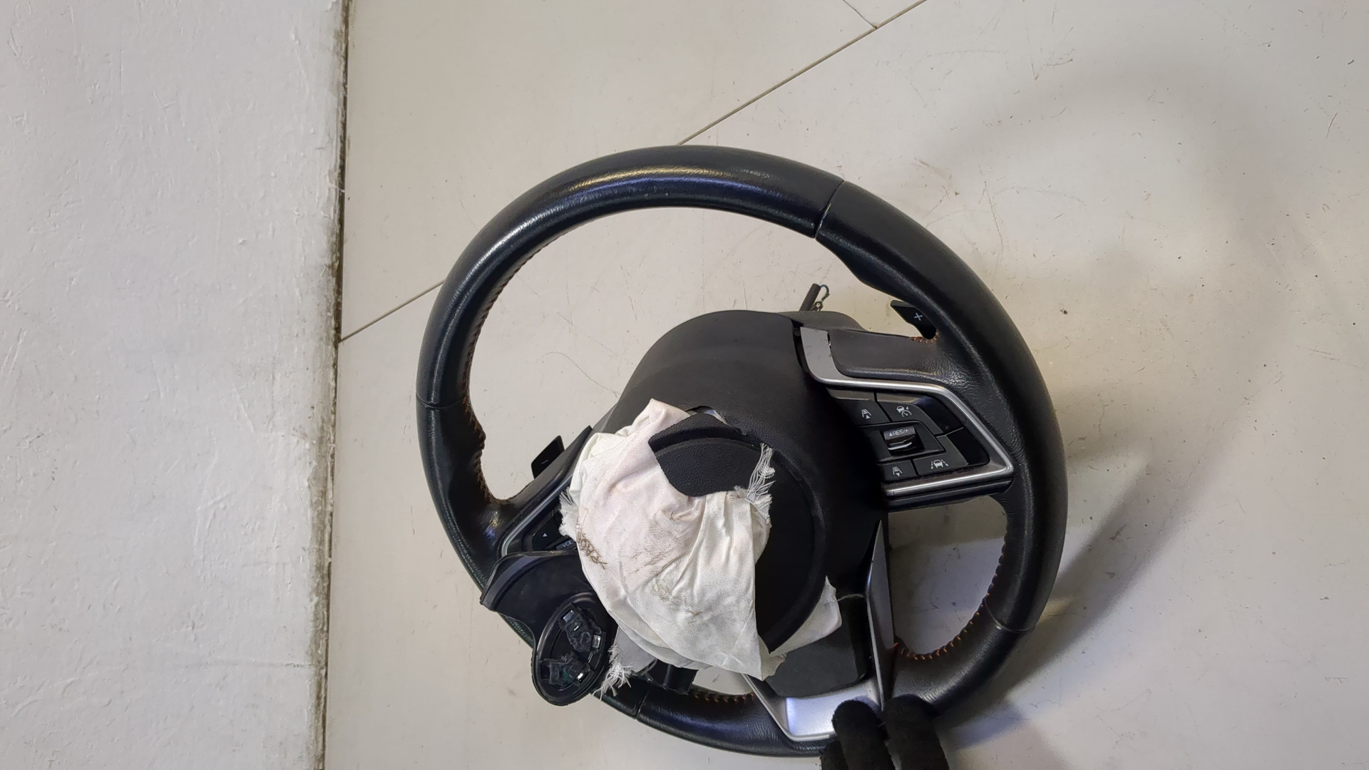 Рулевое колесо (руль)