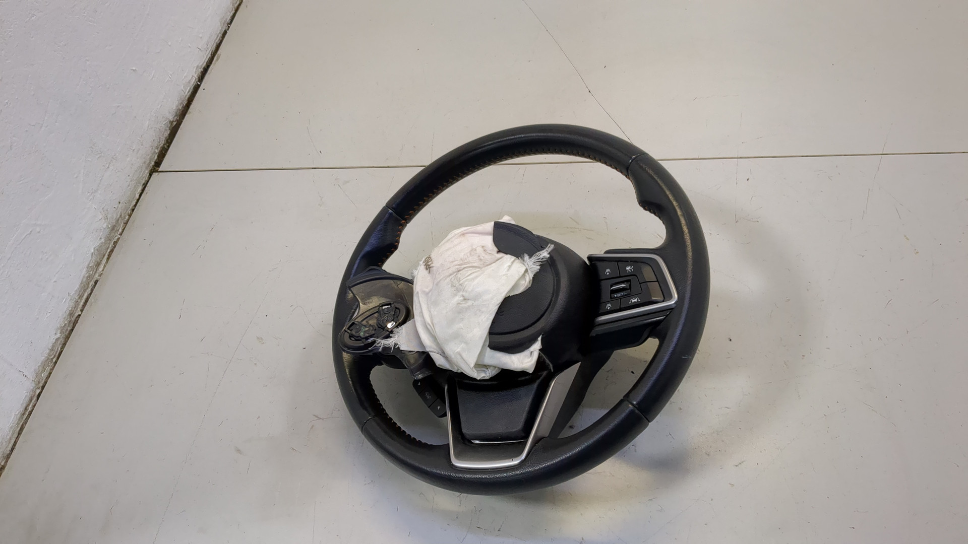 Рулевое колесо (руль)