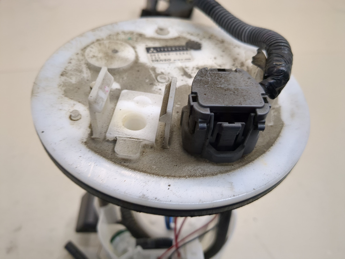 Насос топливный электрический