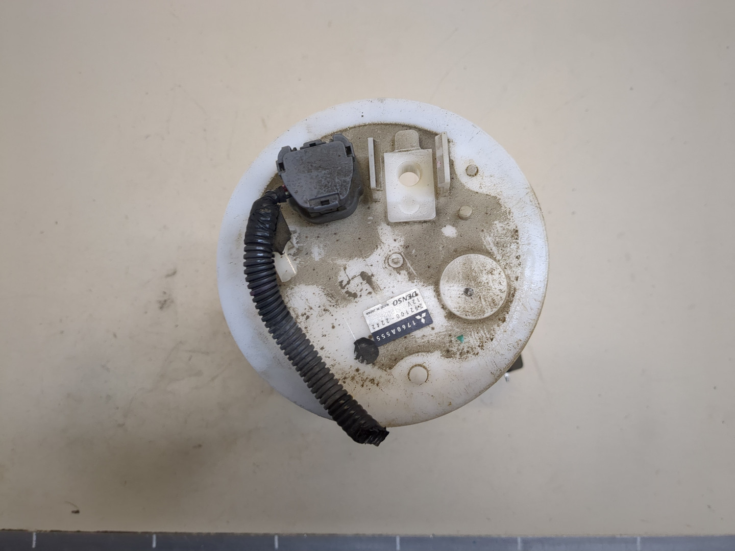 Насос топливный электрический