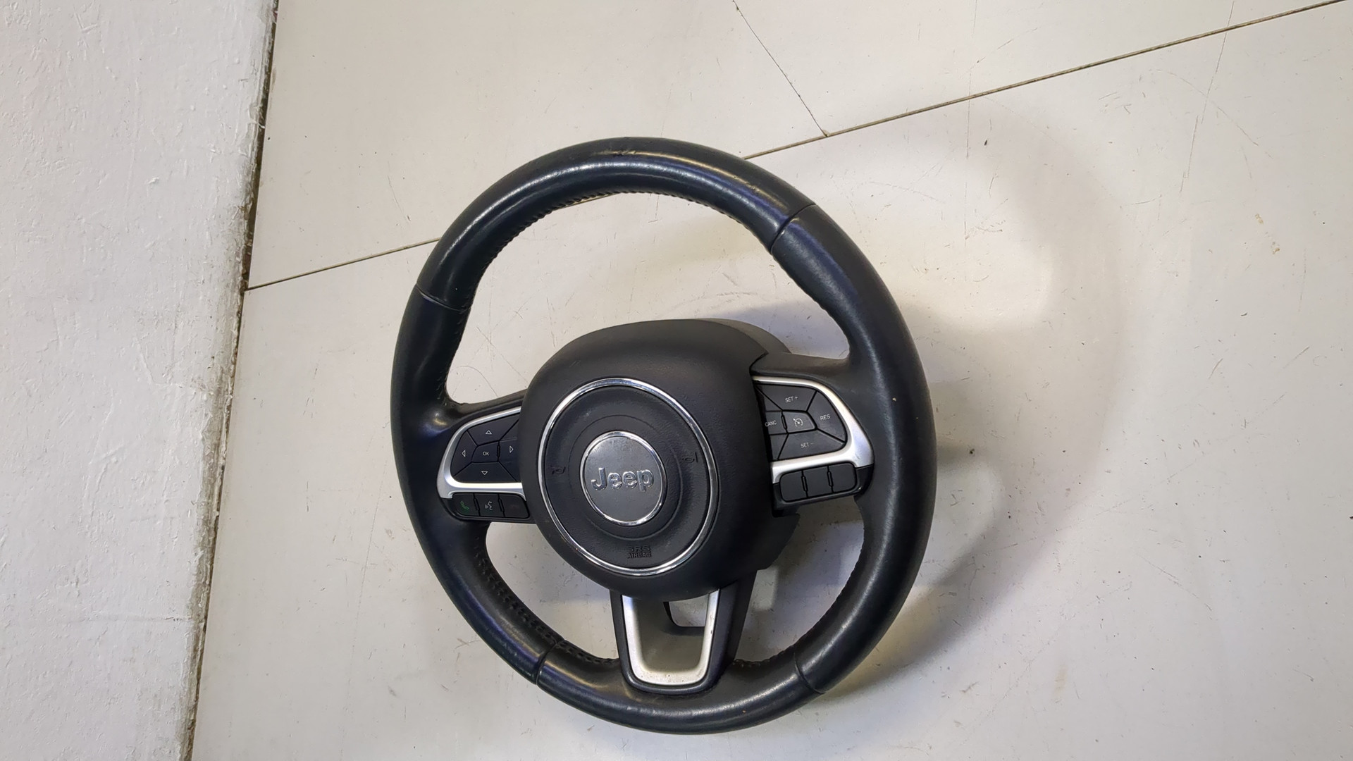 Рулевое колесо (руль)