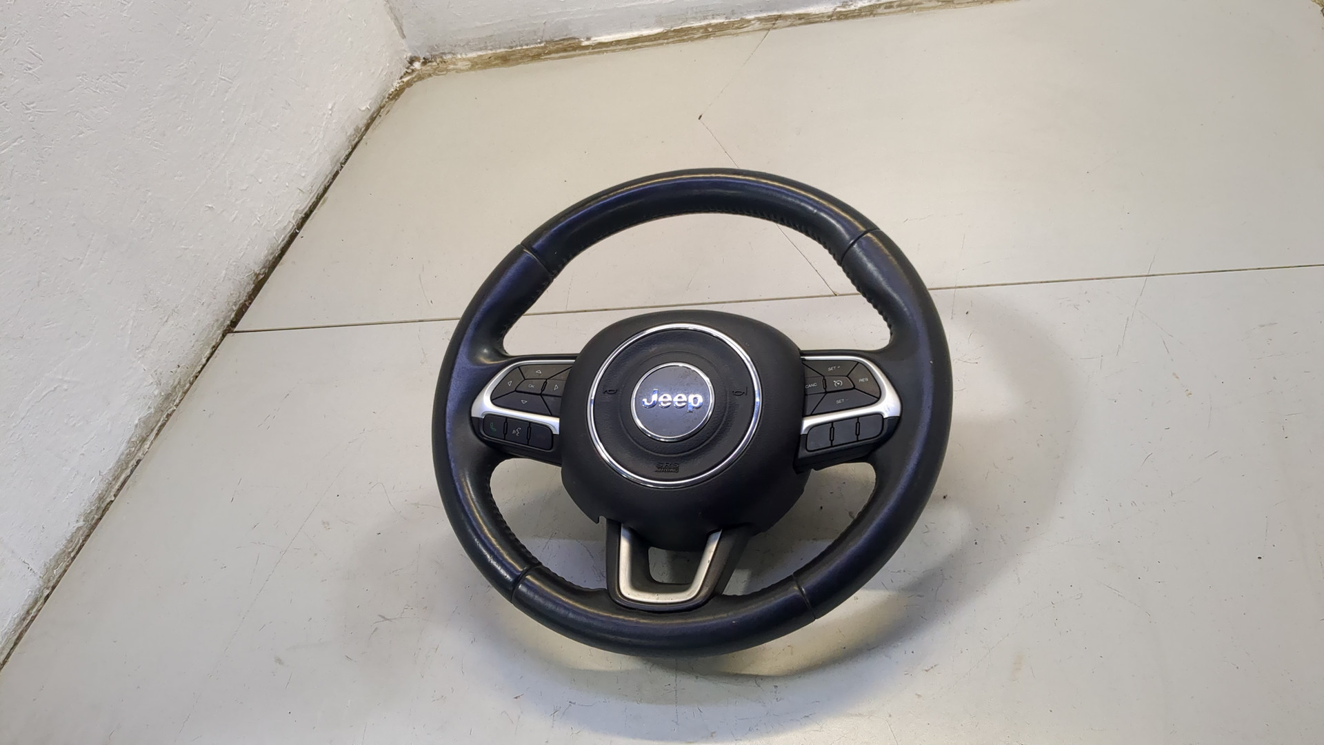 Рулевое колесо (руль)