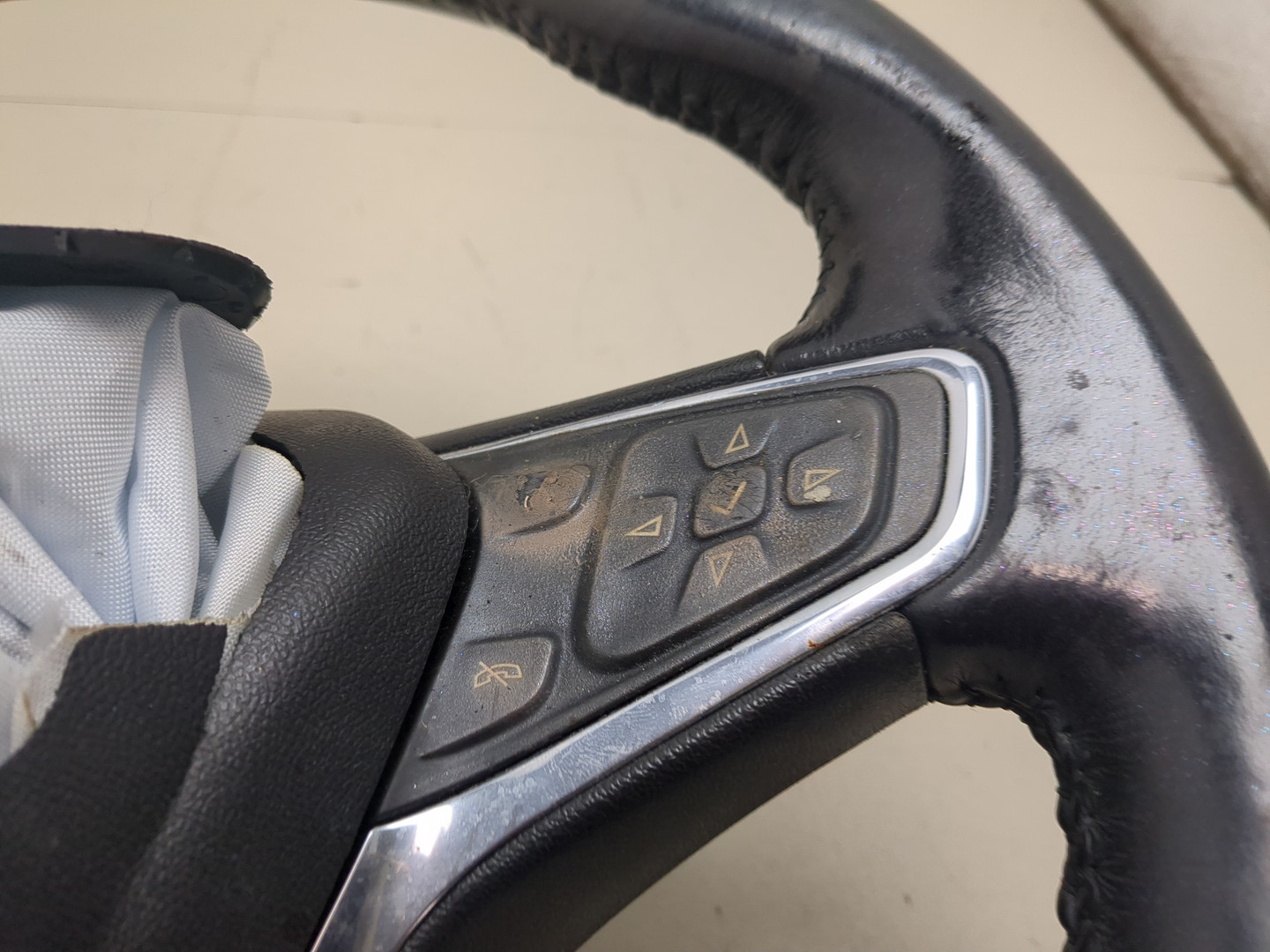 Рулевое колесо (руль)