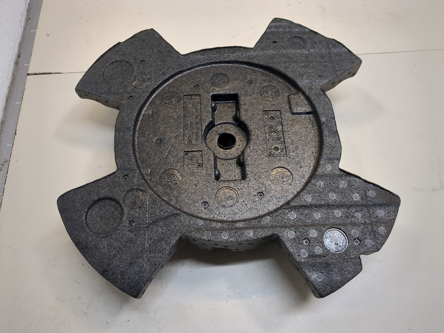 Обшивка багажника