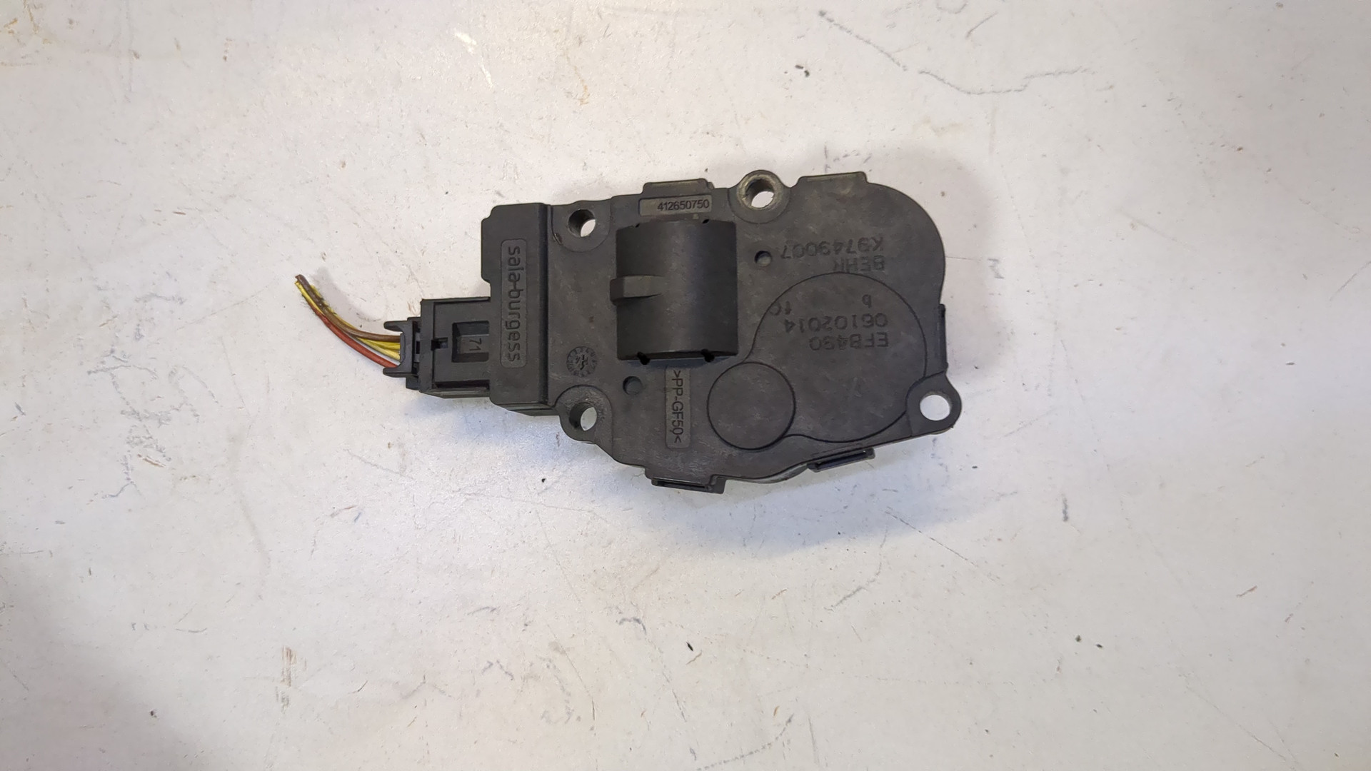 Моторчик заслонки печки