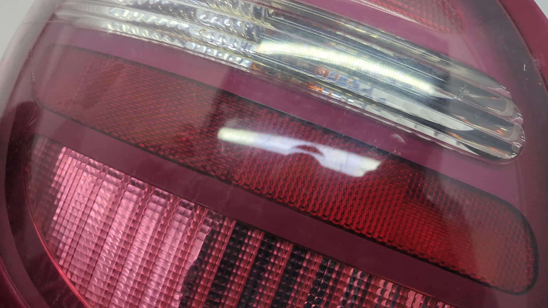 Фонарь задний левый