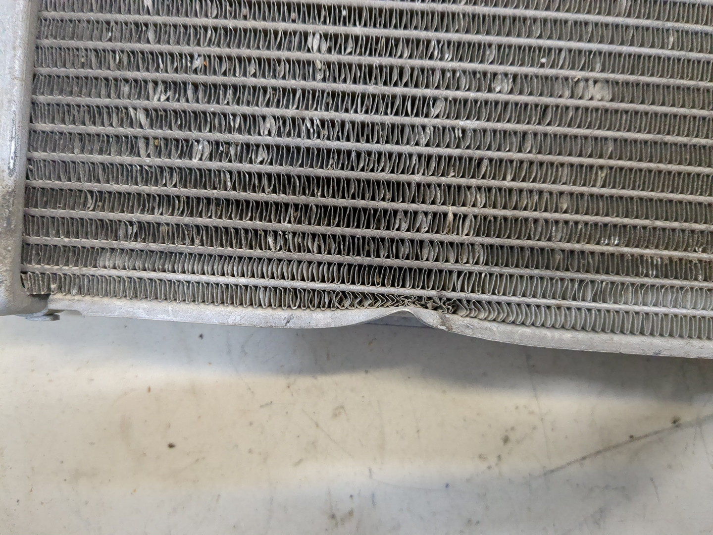 Радиатор охлаждения двигателя основной