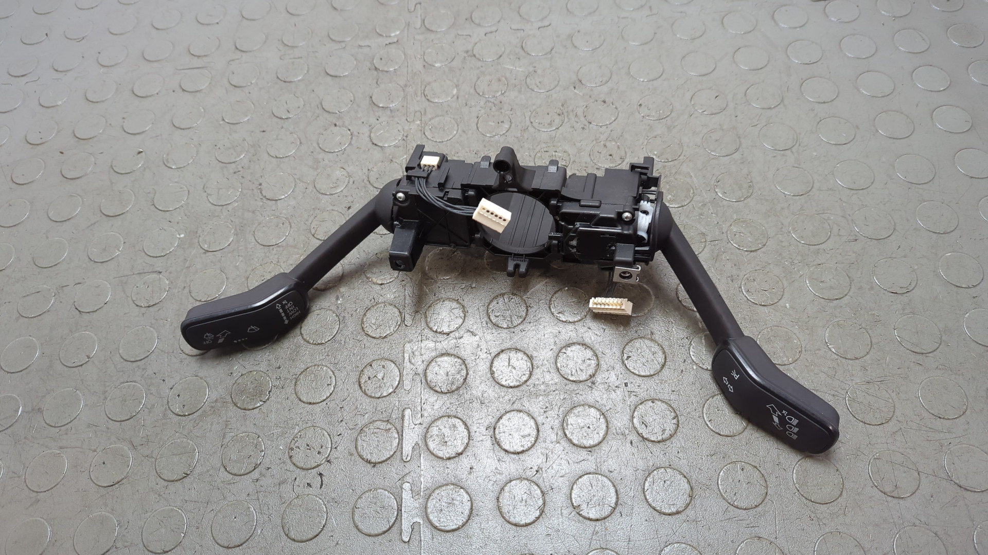 Переключатель подрулевой