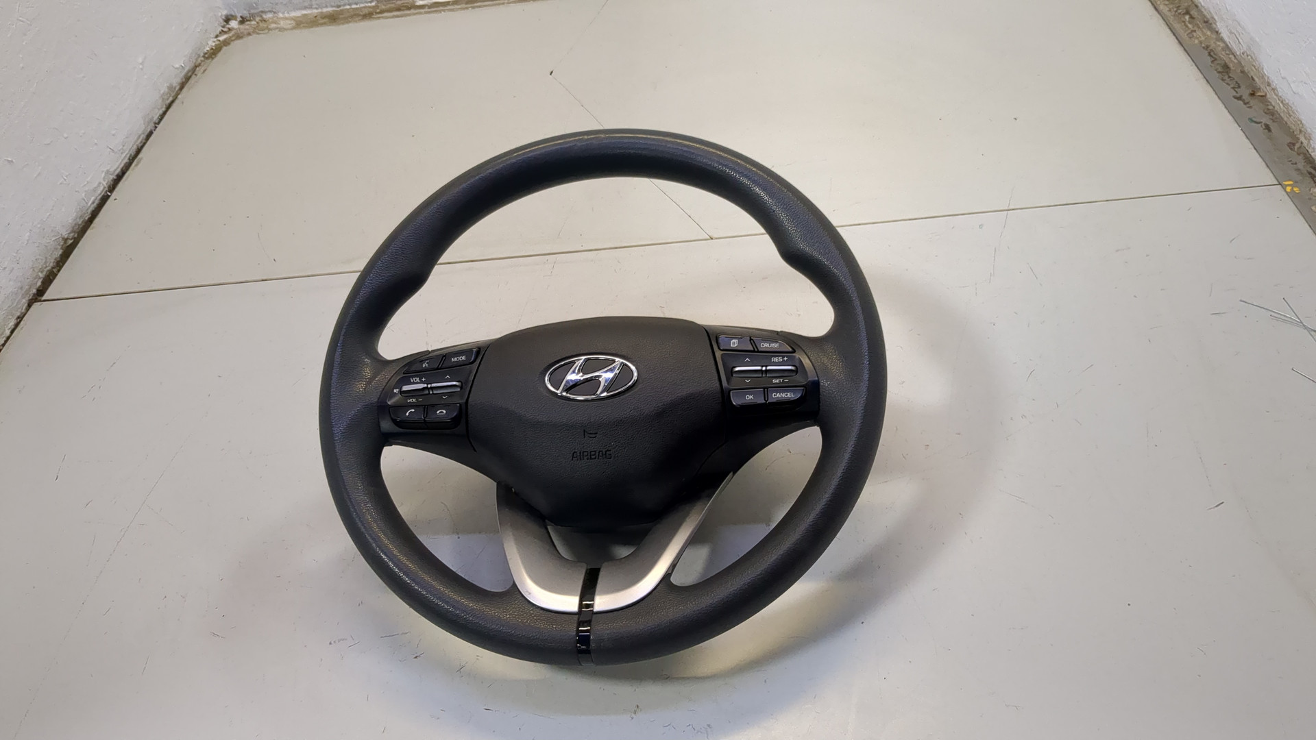 Рулевое колесо (руль)