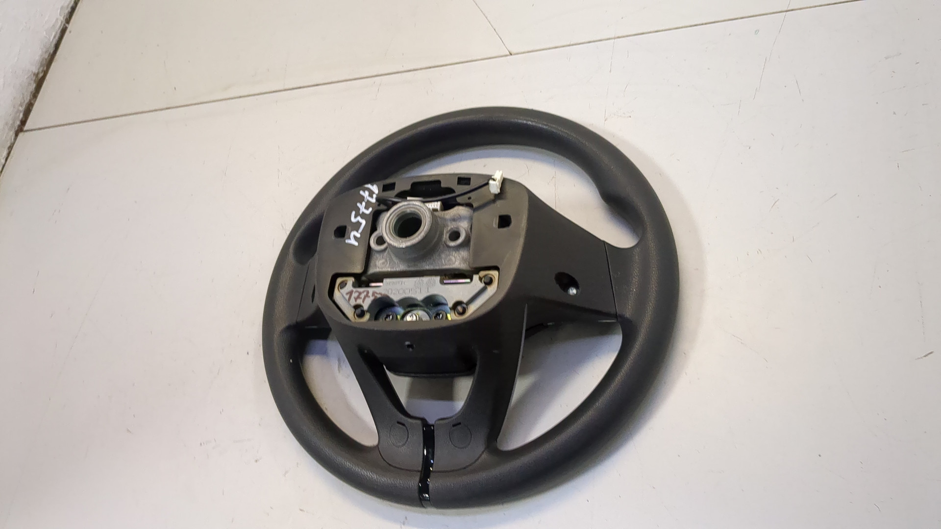 Рулевое колесо (руль)