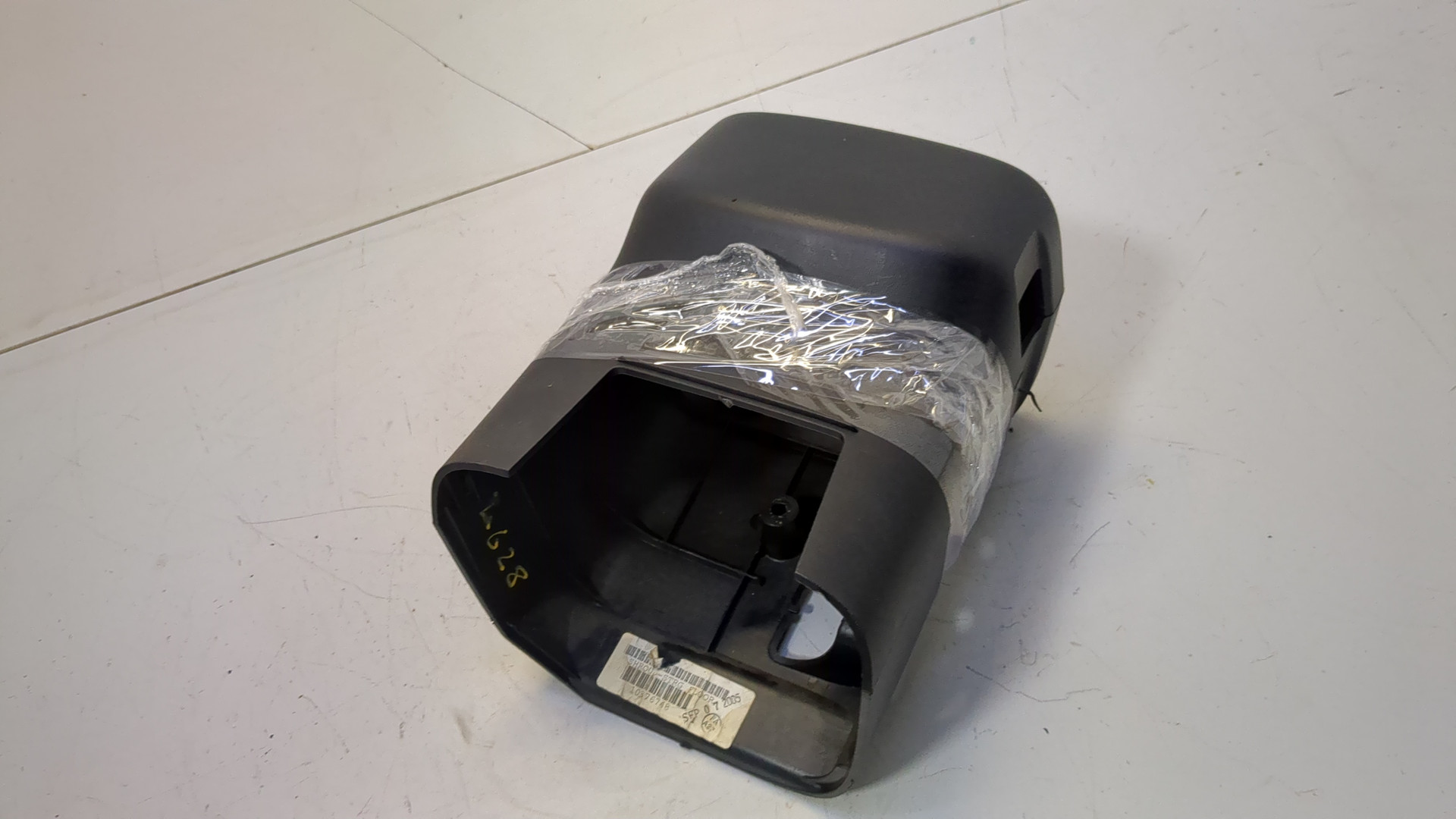 Кожух рулевой колонки