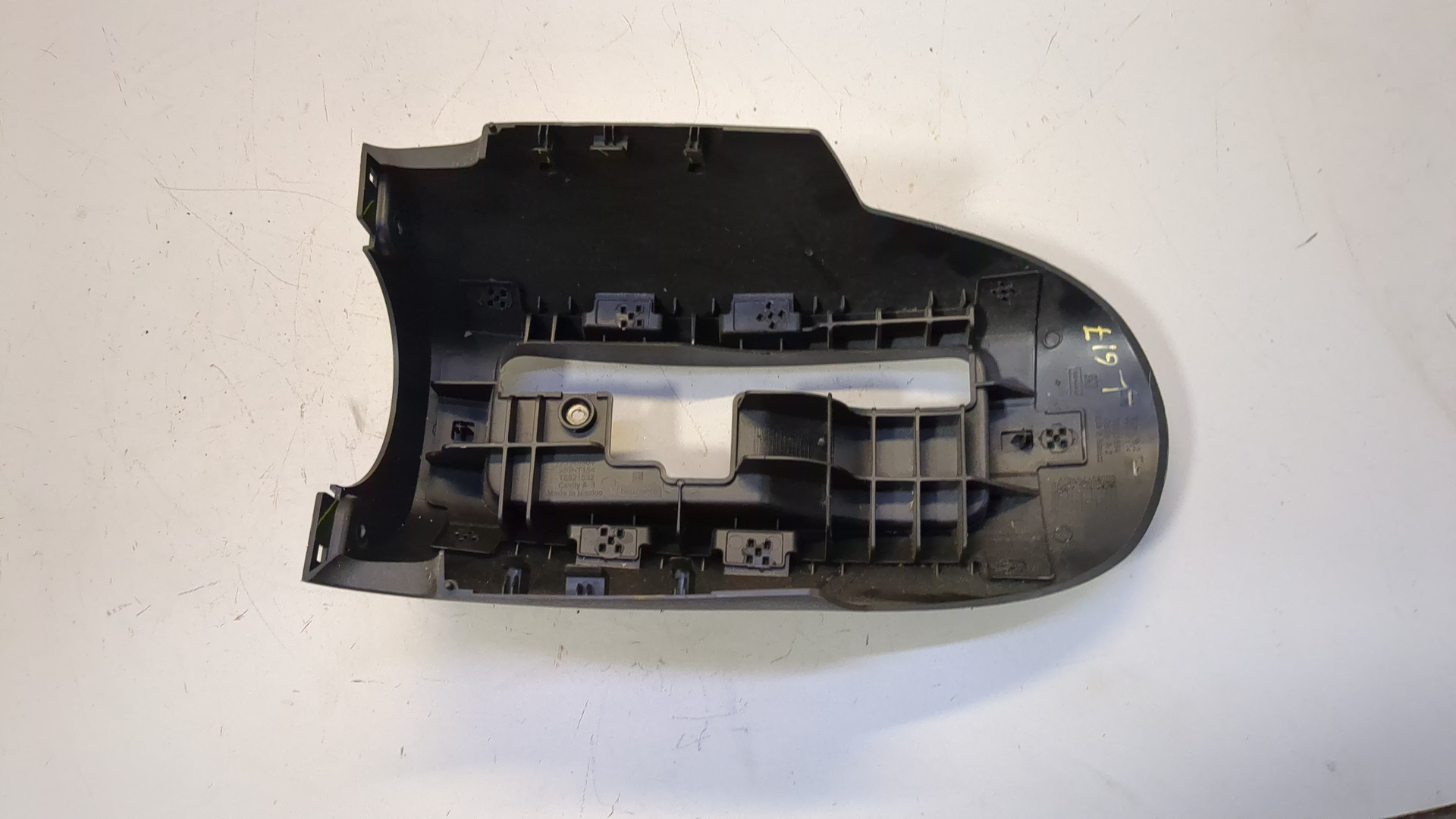 Кожух рулевой колонки