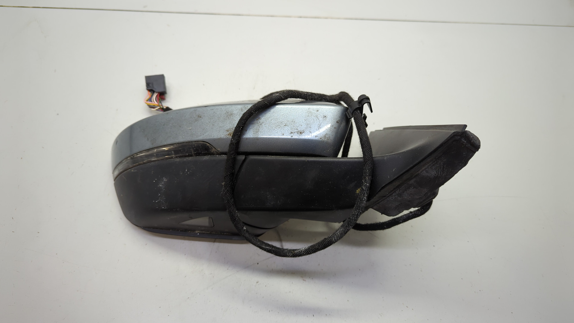 Зеркало правое электрическое