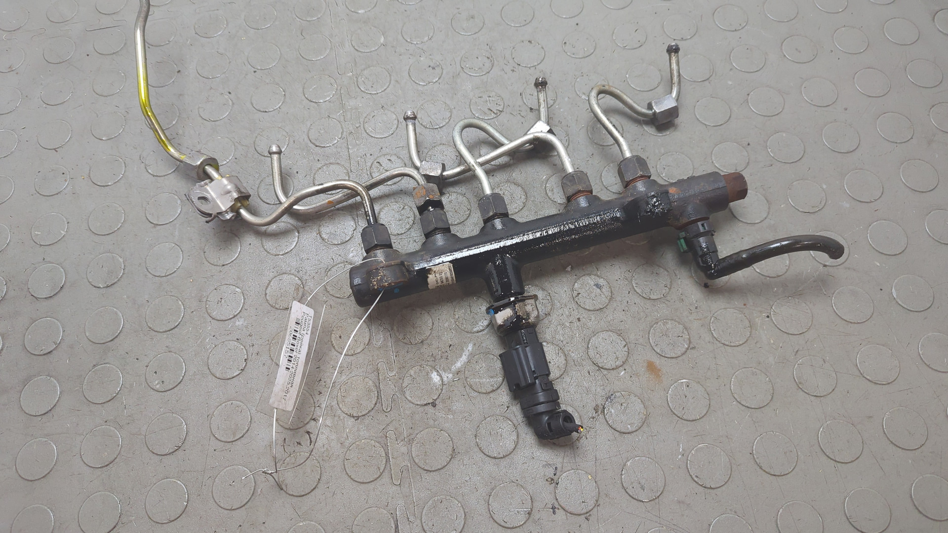 Рейка топливная (рампа)