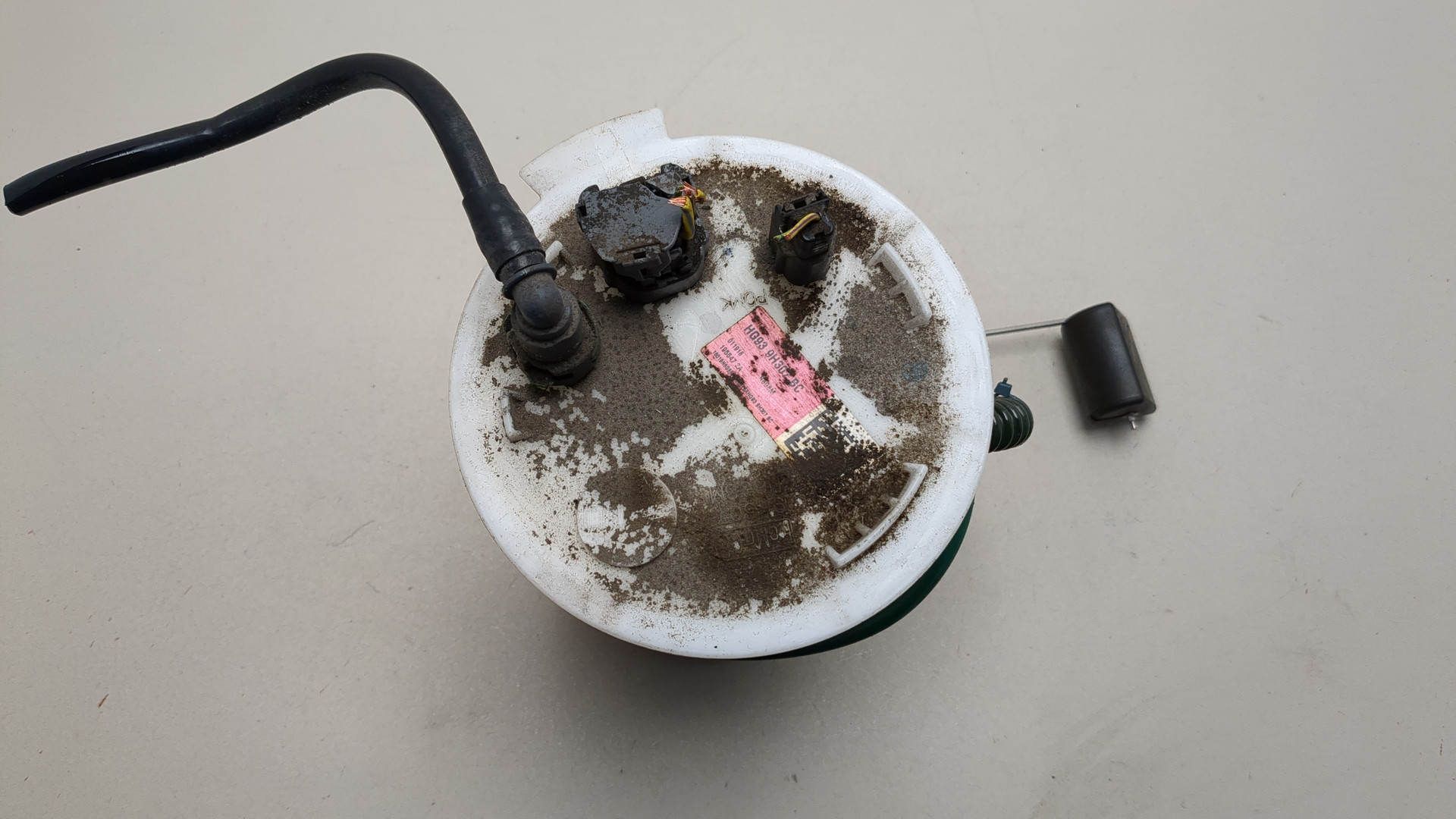 Насос топливный электрический