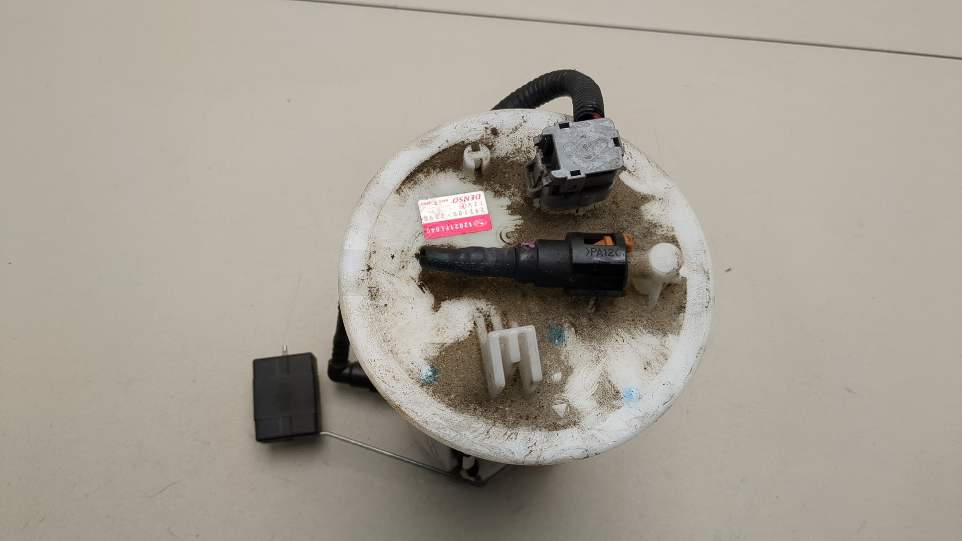 Насос топливный электрический