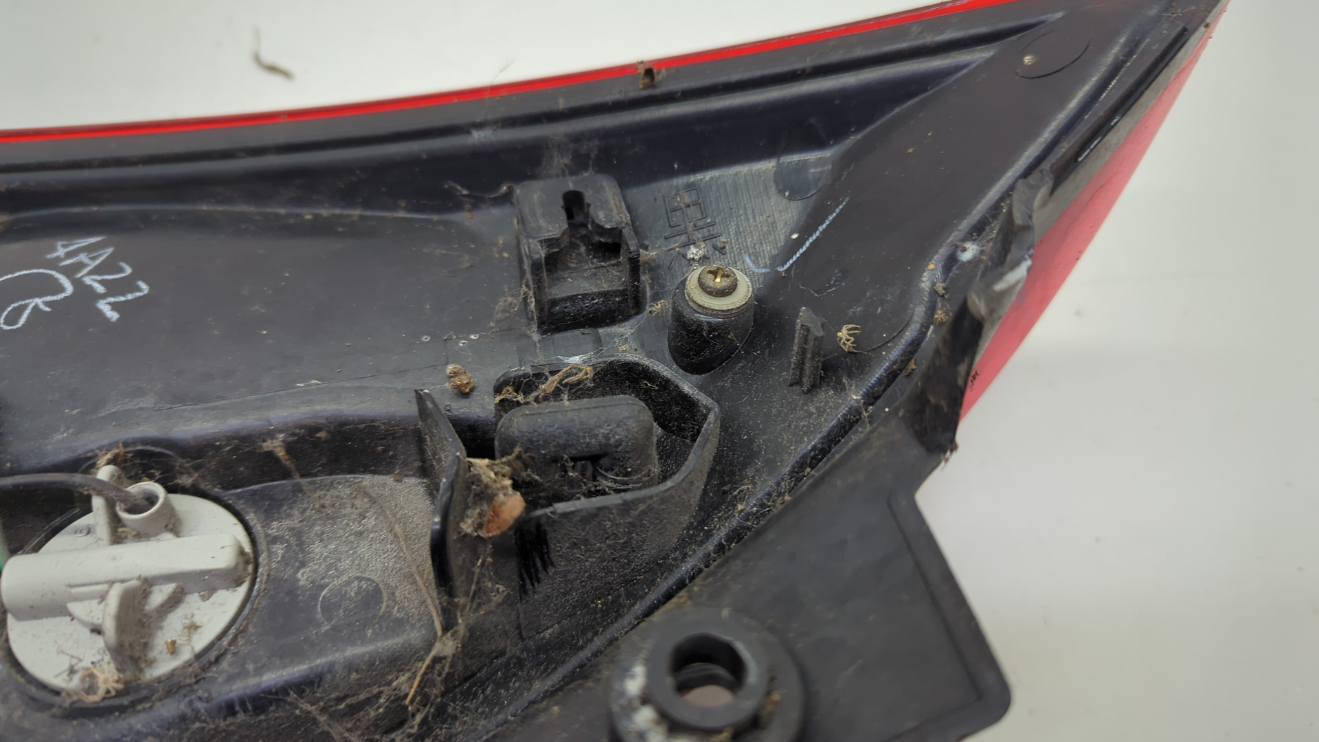 Фонарь задний правый