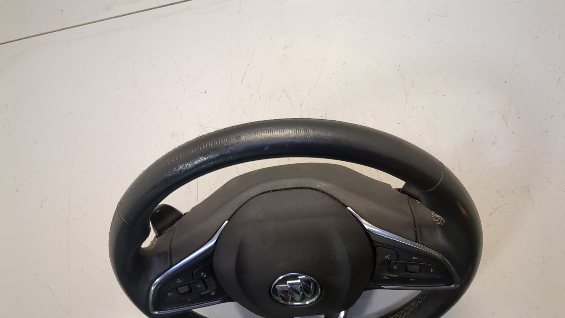 Рулевое колесо (руль)