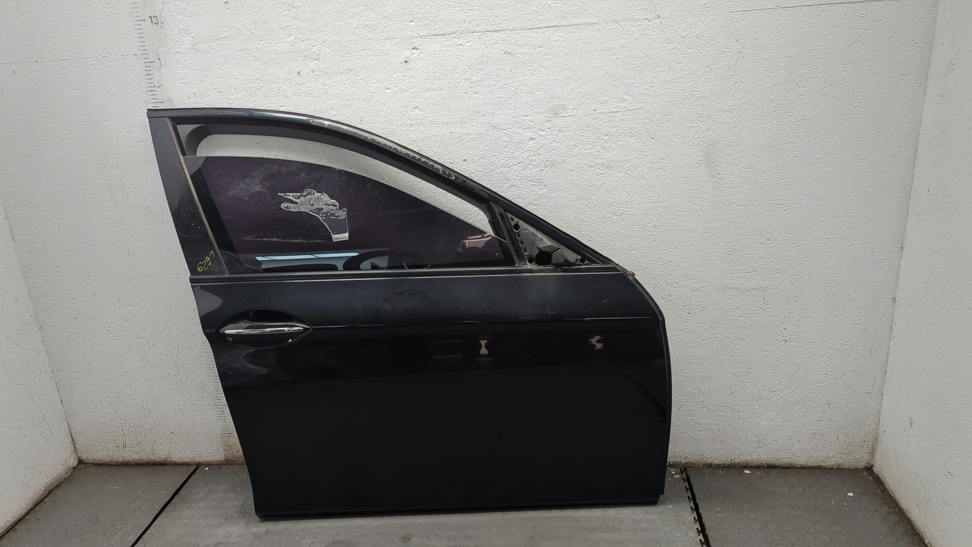 Дверь передняя правая