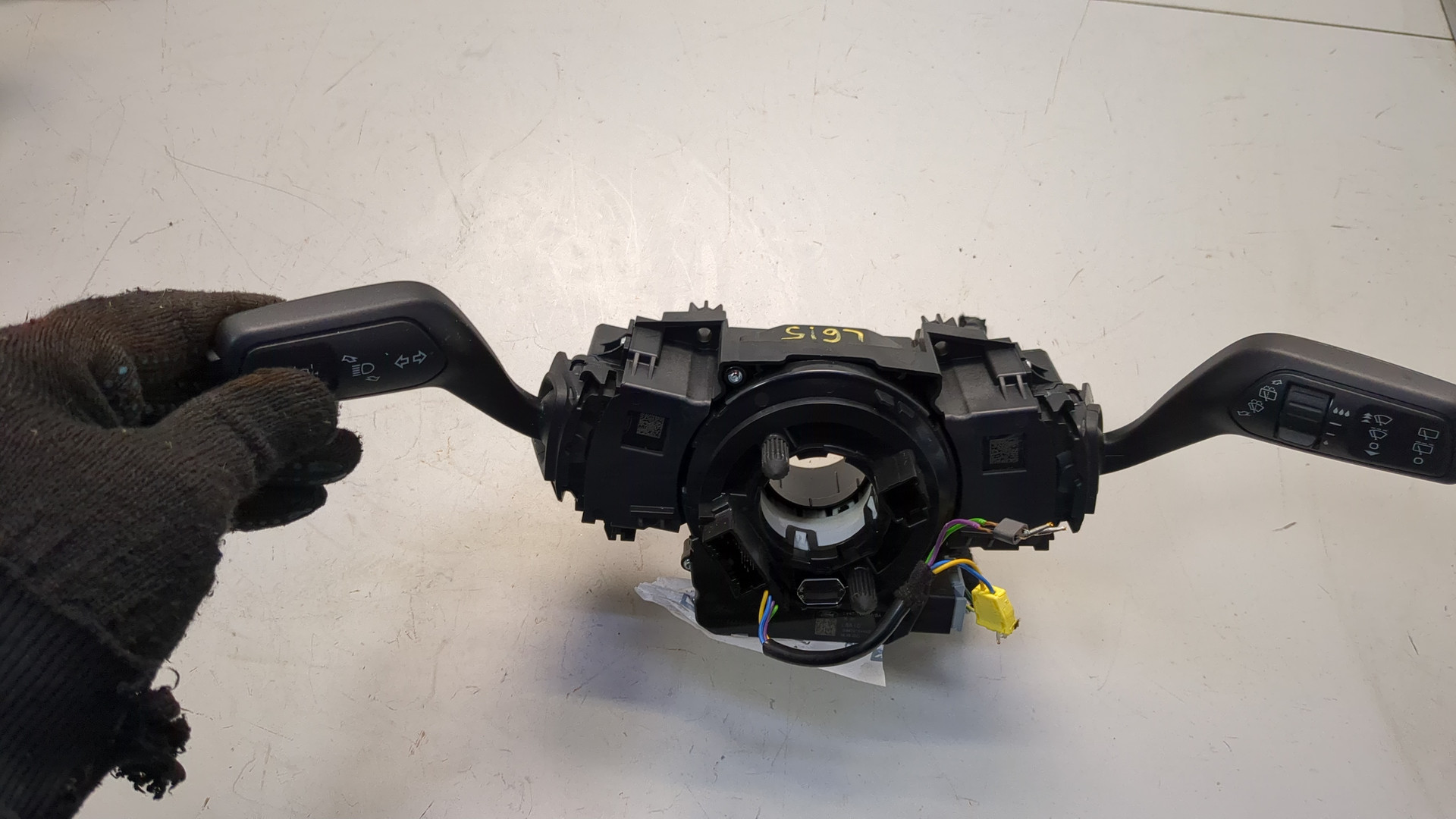 Переключатель подрулевой