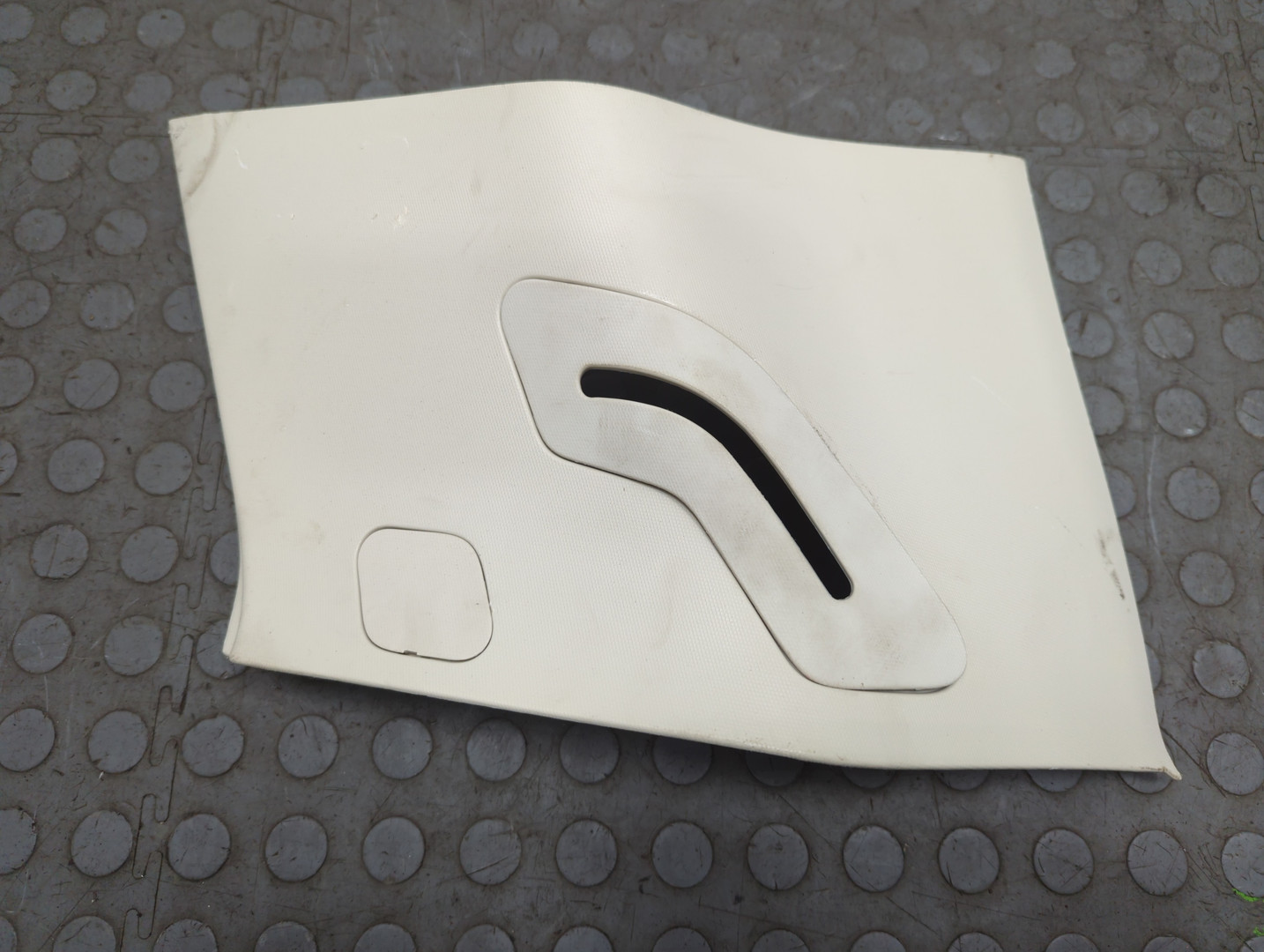 Обшивка стойки