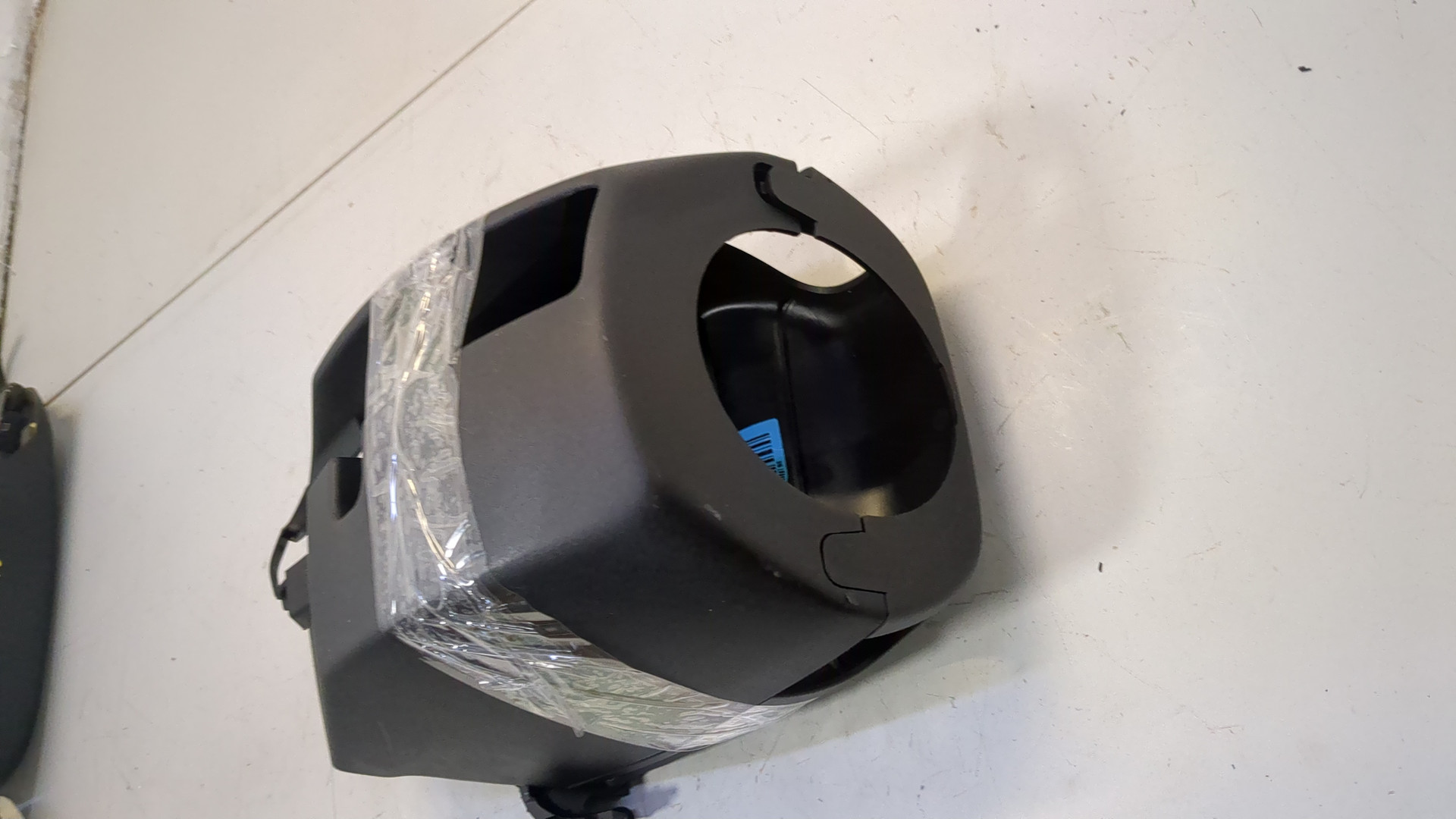 Кожух рулевой колонки