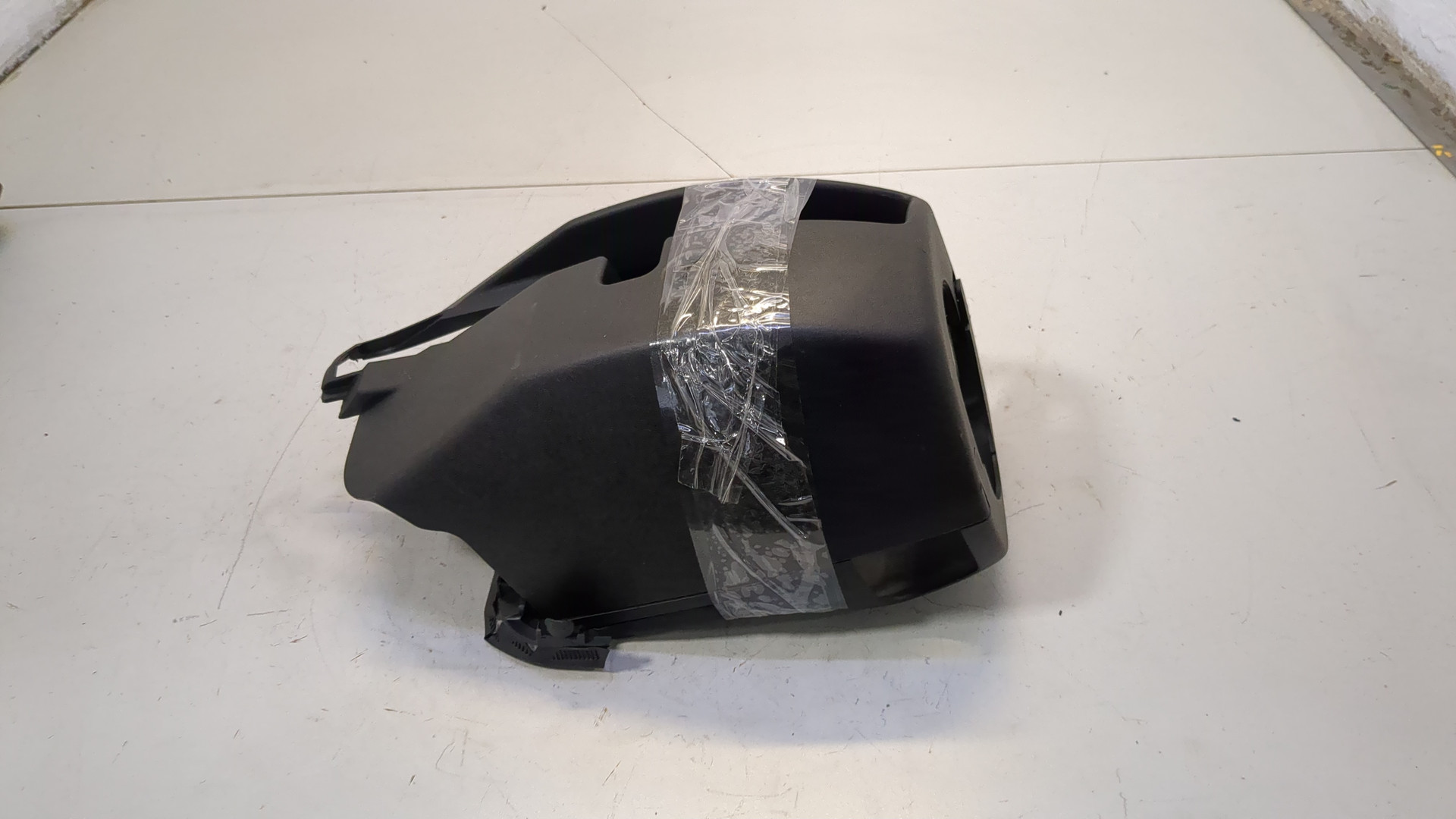 Кожух рулевой колонки