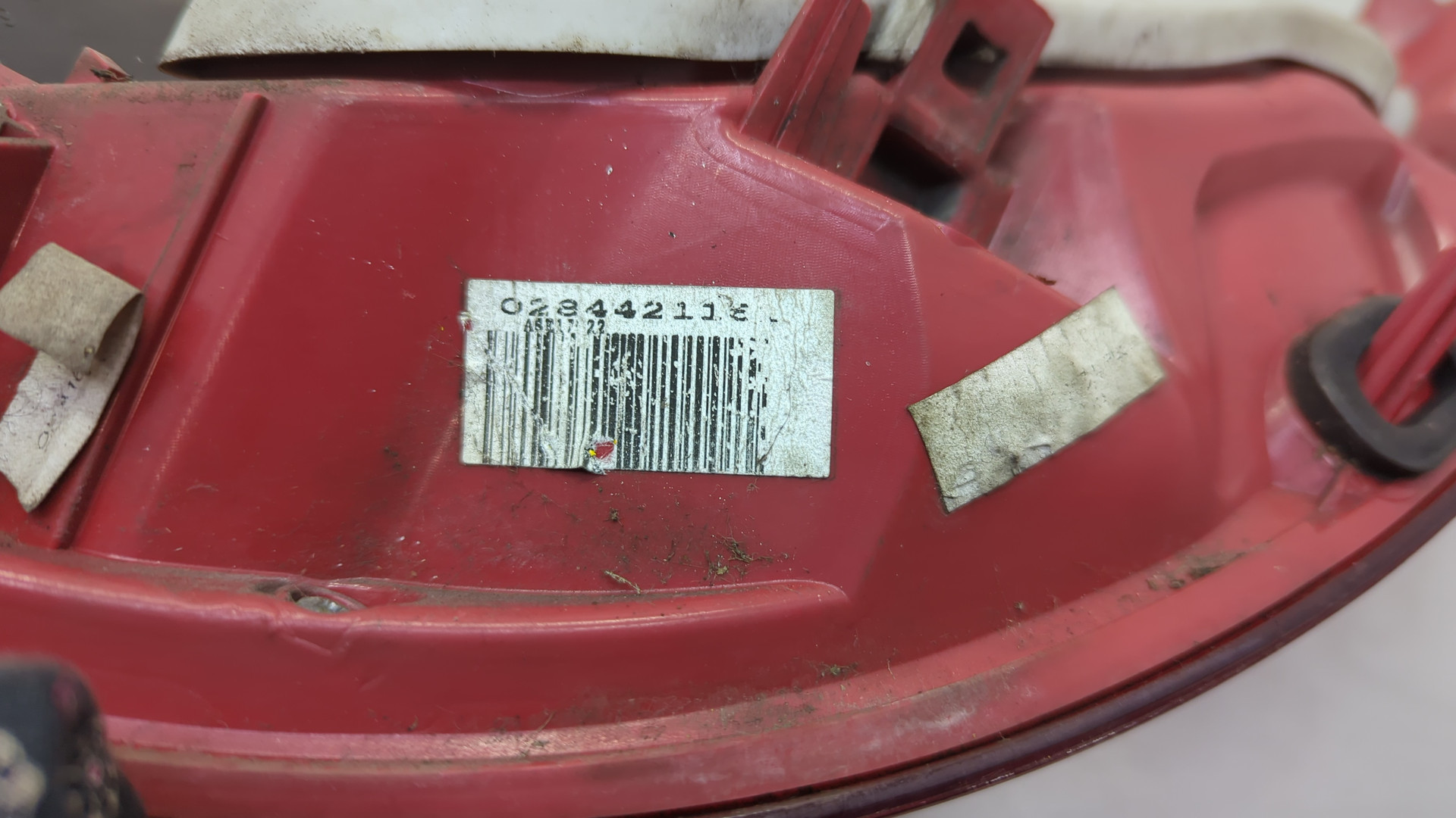 Фонарь задний левый